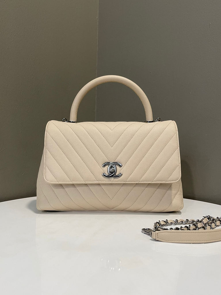 Chanel Chevron Coco Handle Light Beige Caviar 