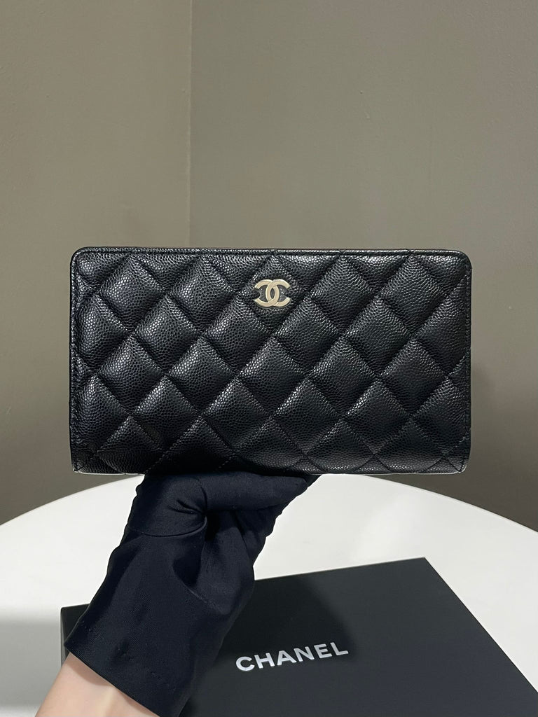 Chanel Classic Quilted Yen Flap Wallet Black Caviar