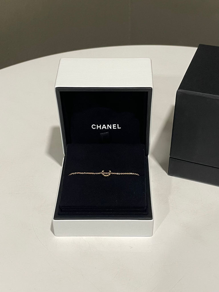 Chanel Coco Crush Charm Bracelet 18K Beige Gold