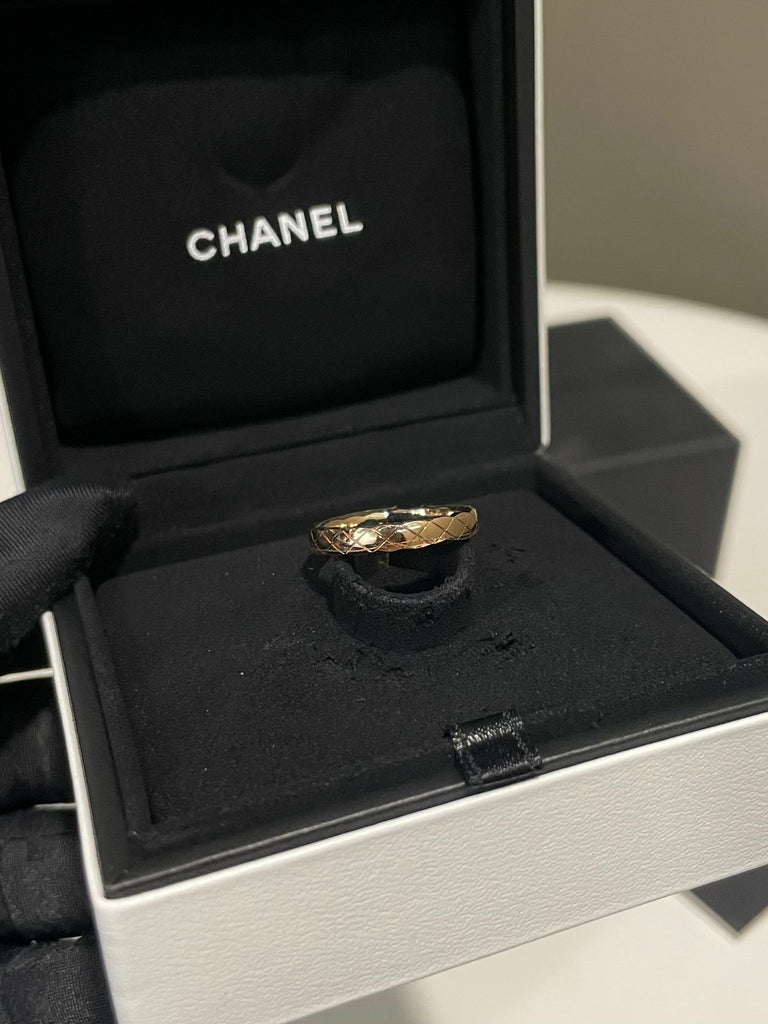 Chanel Coco Crush Ring 18K Beige Gold 