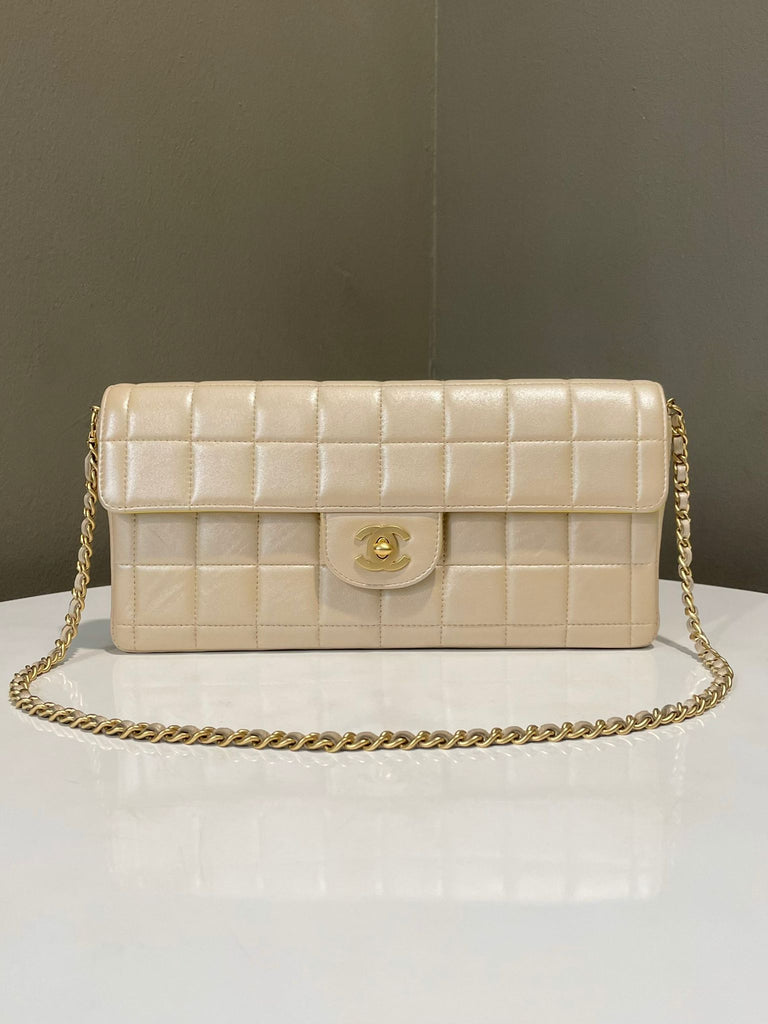 Chanel East West Chocolate Bar Flap Beige / Yellow Lambskin