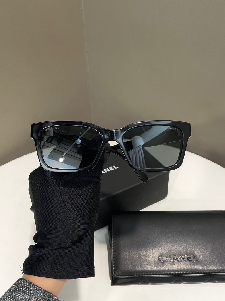 Chanel Letter Logo Sunglasses 
Black / Pink