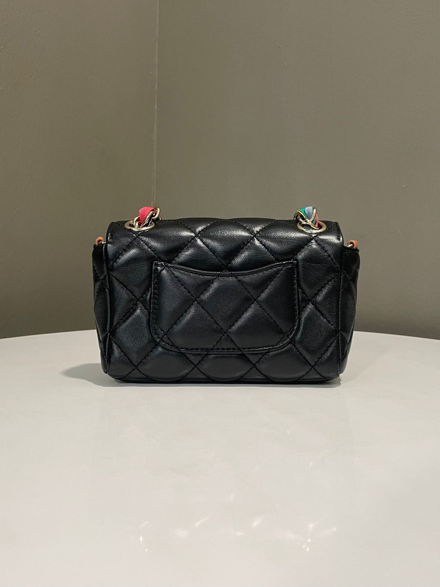 Chanel Ribbon Chain Flap Bag Black Lambskin – LOVELOTSLUXURY