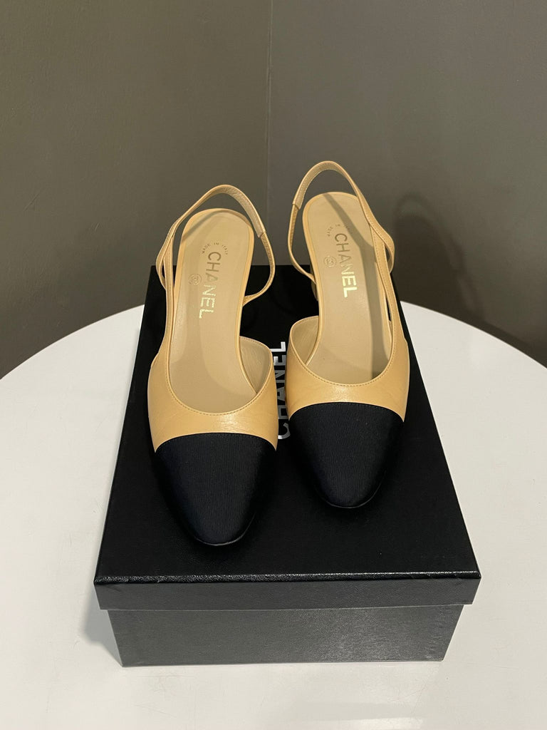 Chanel Slingback Beige Goatskin/ Black Grosgrain Size 40 C