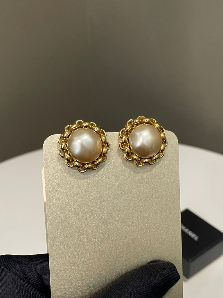 Chanel Vintage CC Clip Earrings Pearl