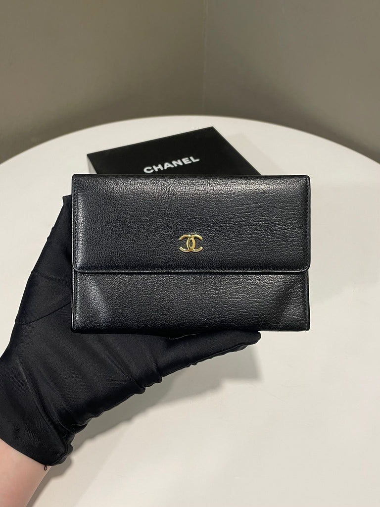 Chanel Vintage Cc Flap Wallet Black