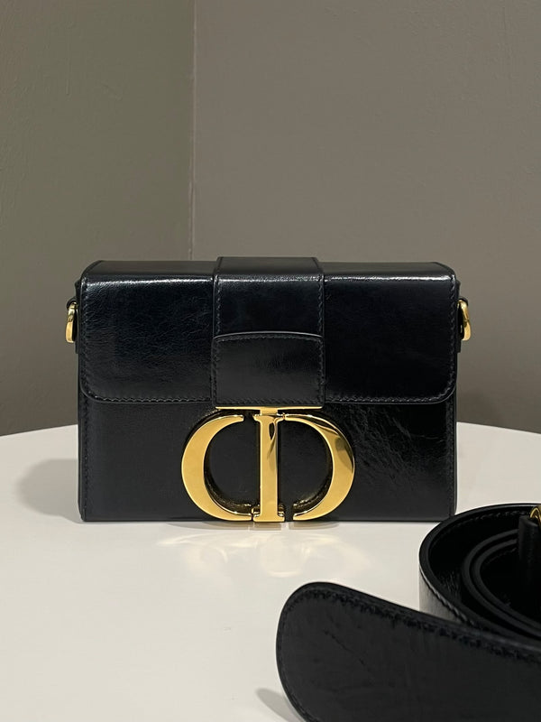 Dior Montaigne 30 Box Bag
Black Box GHW