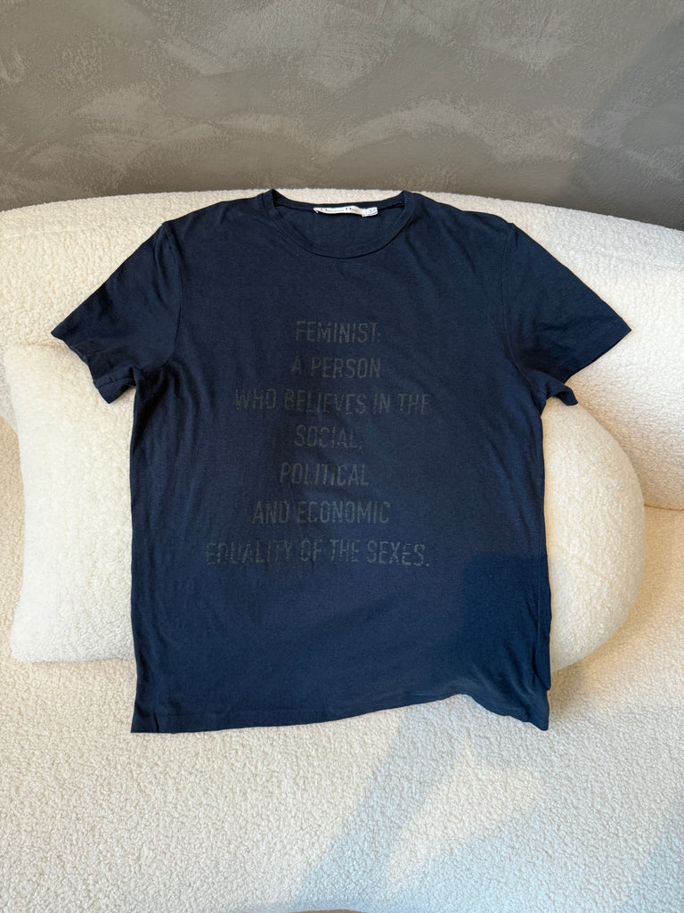 Dior T Shirt
Vintage Navy
Size M