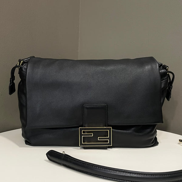 Fendi Mamma Baguette Drawstring Shoulder Bag