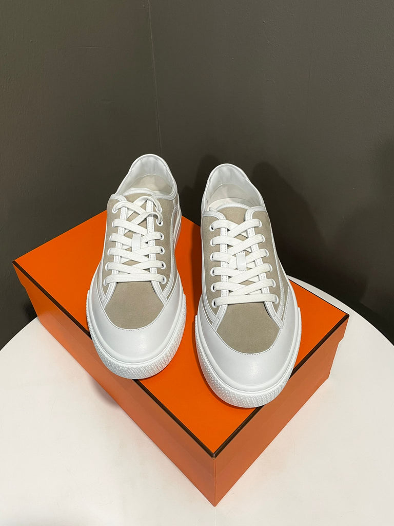 Hermes Get Sneaker
Beige Esquisse Suede / Blanc
Size 41.5