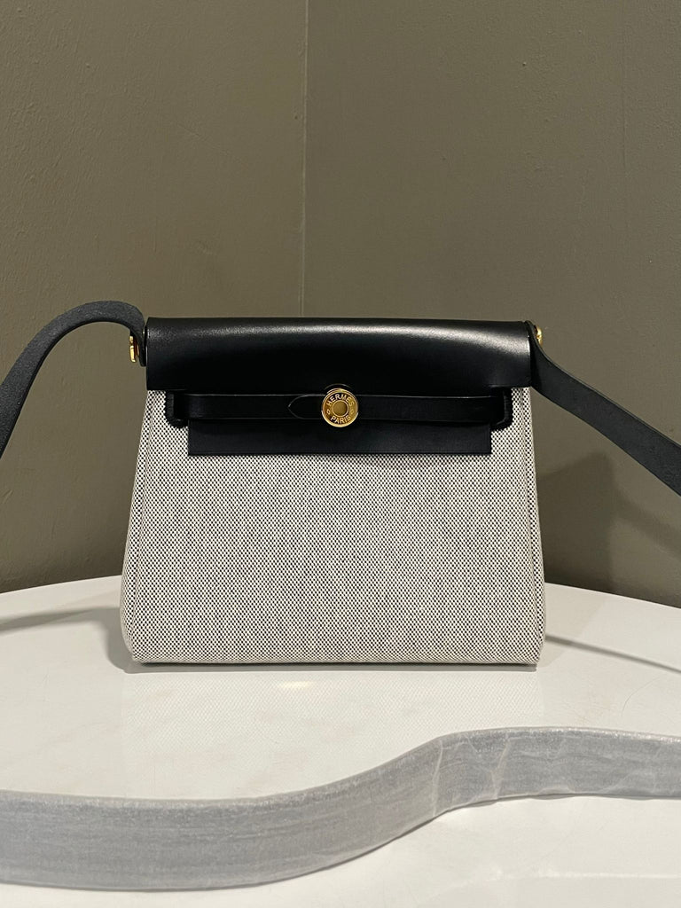 Hermes Herbag Zip Mini 20 
Black Noir / Ecru