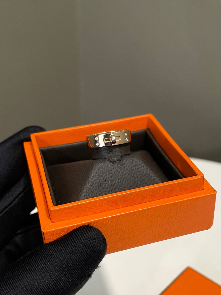 Hermes Kelly Ring 18K Rose Gold