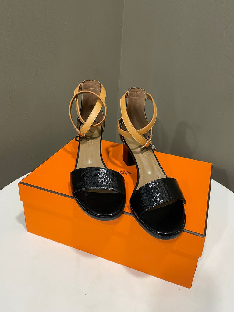 Hermes Manege Sandal Black / Gold Size 36.5