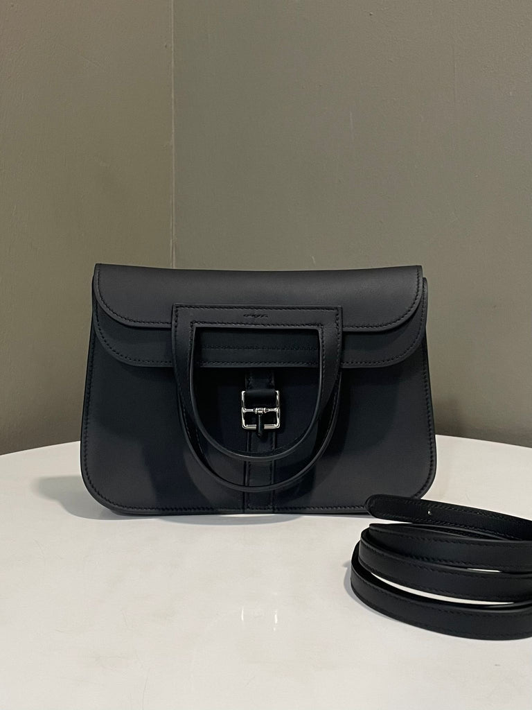 Hermes Mini Halzan
Black Noir Swift