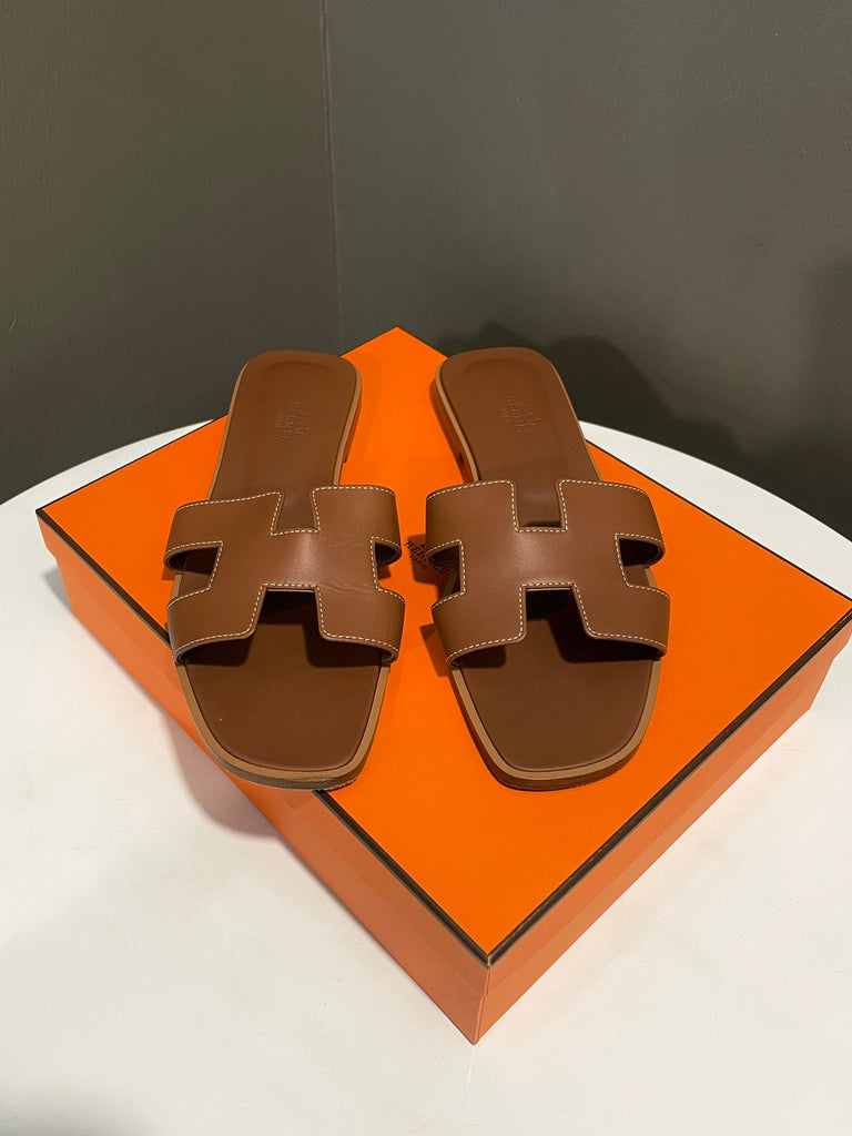 Hermes Oran Sandal  Gold  Size 39
