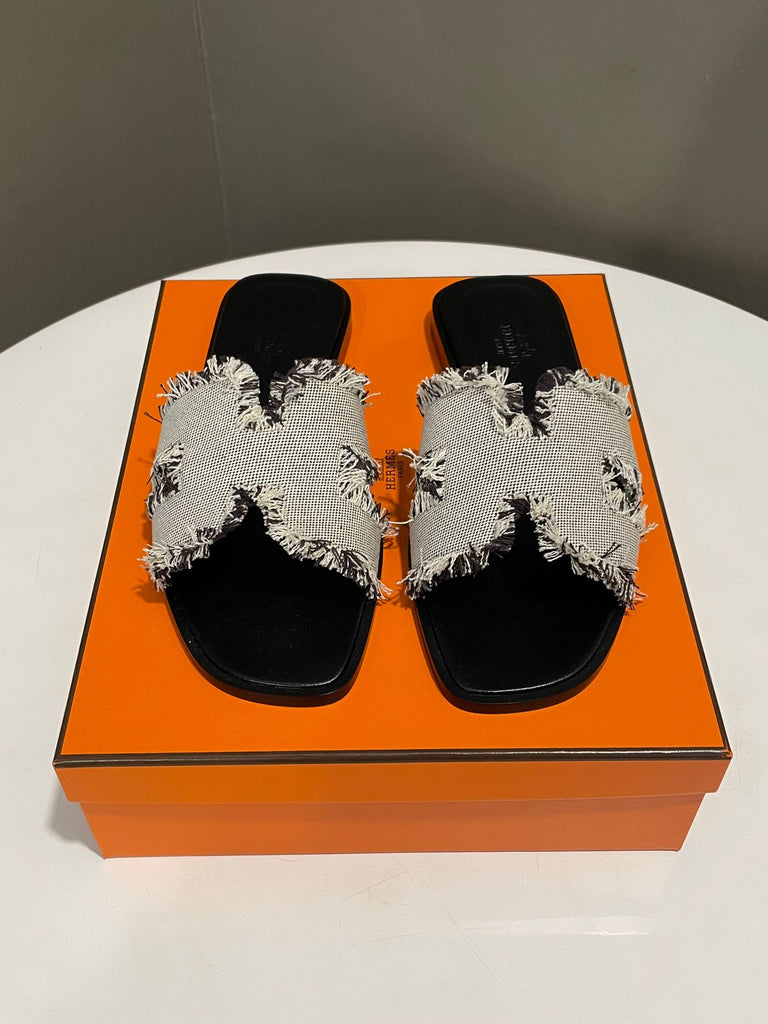 Hermes Oran Sandal Prunoir Maxi Fringed H Size 37.5