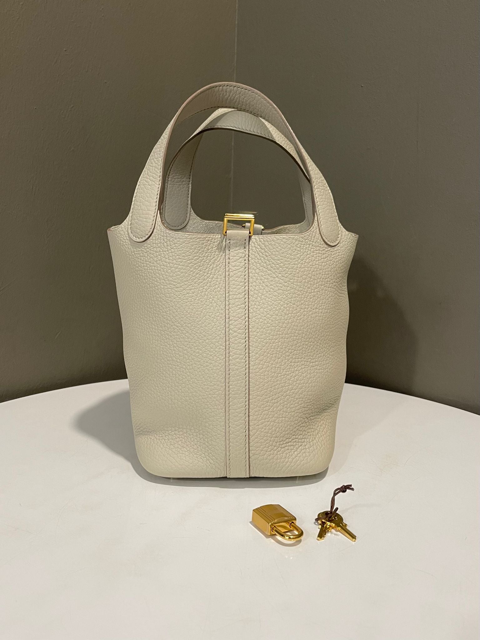 HERMES レザー ベルトsize80【箱・保存袋付き】 HERMES - 本物 極上品 エルメス 幻の逸品 ソレイユ 太陽 ETRIER