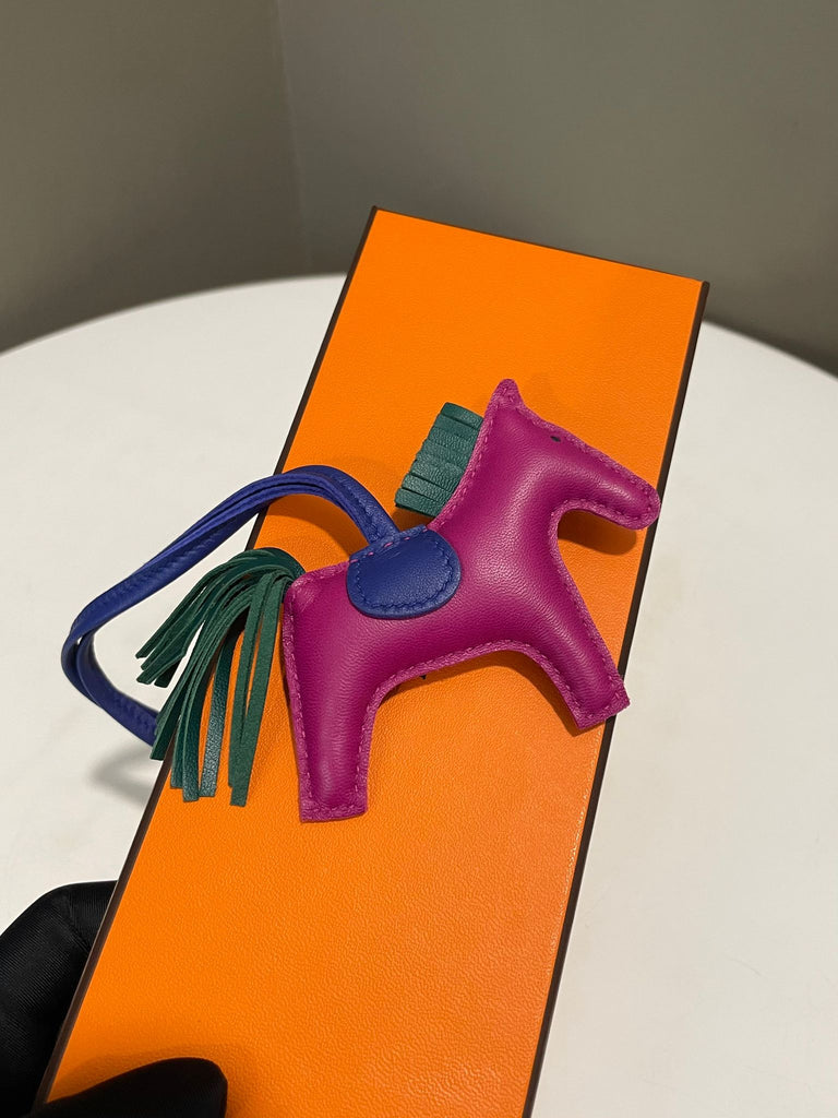Hermes Rodeo Charm Rose Pourpre Malachite Bleu Electrique