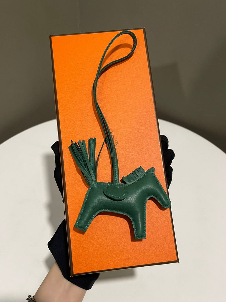 Hermes Rodeo Charm Vert Moyen