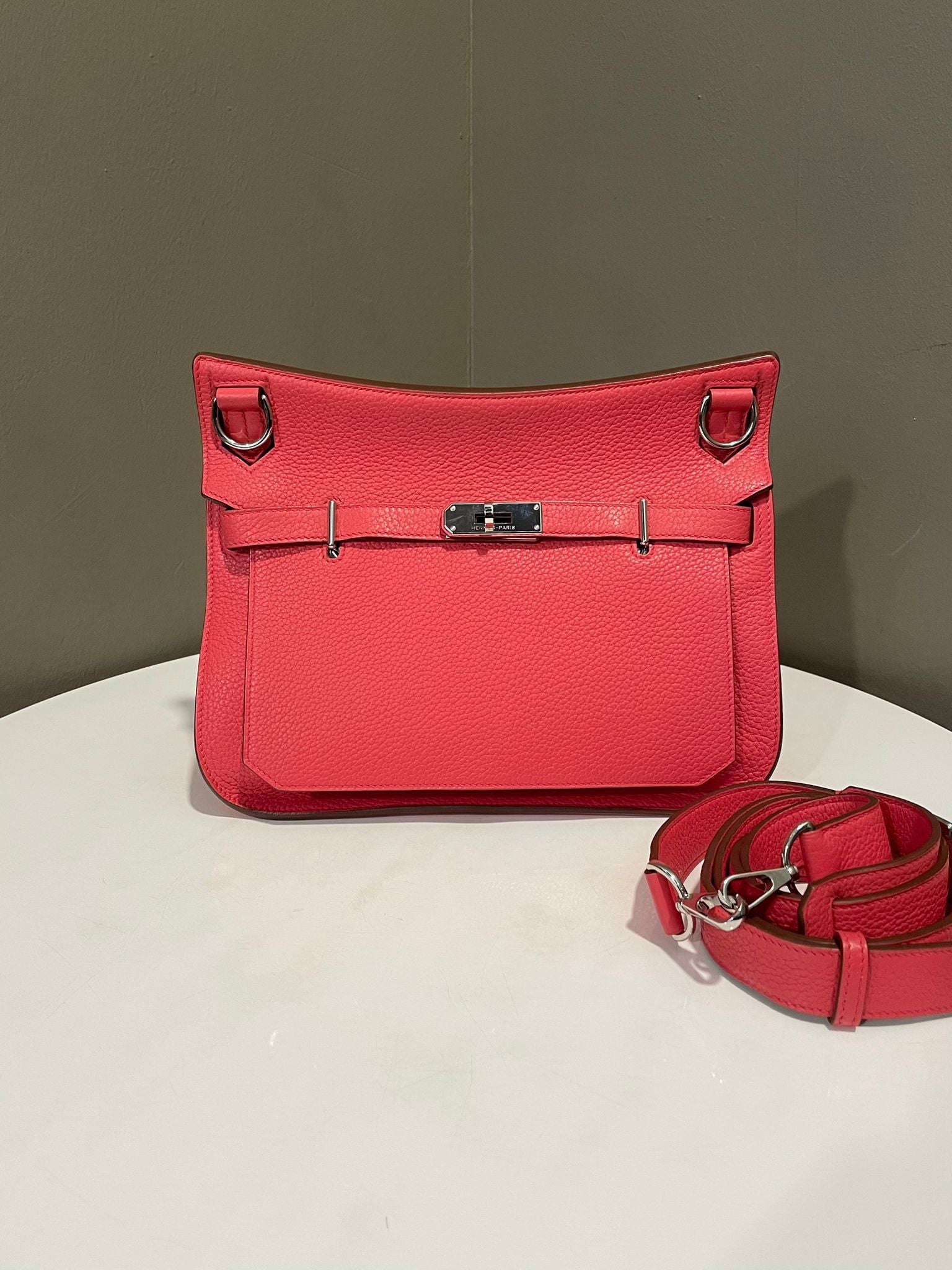 Hermes サマーシルクニット ピンク 金ボタン セリエ HERMES エルメス カーディガン ロング セリエ ボタン アイボリー