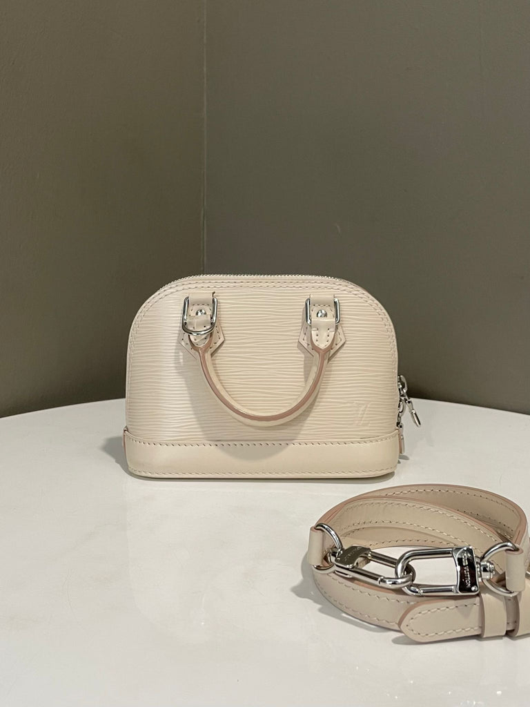 Louis Vuitton Nano Alma Quartz Epi