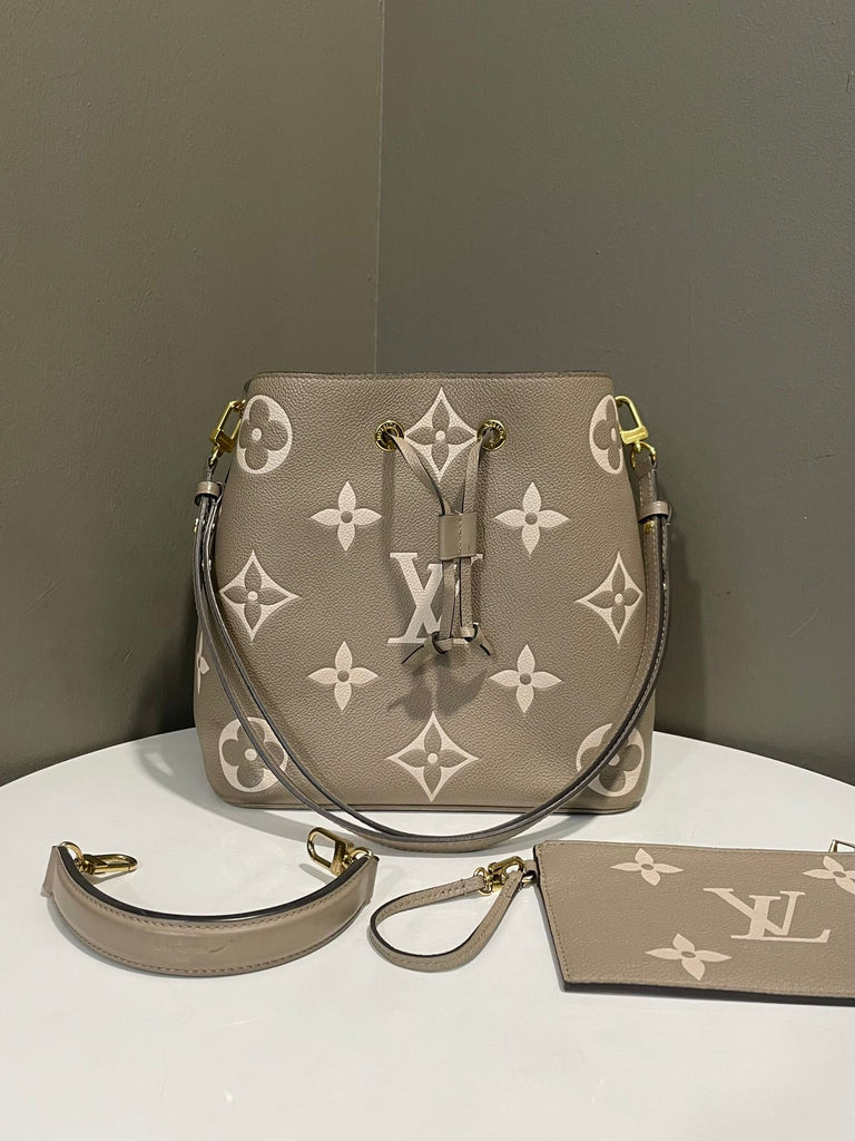 Louis Vuitton NeoNeo MM Bucket Bag Tourterelle/ Creme Monogram Empreinte
