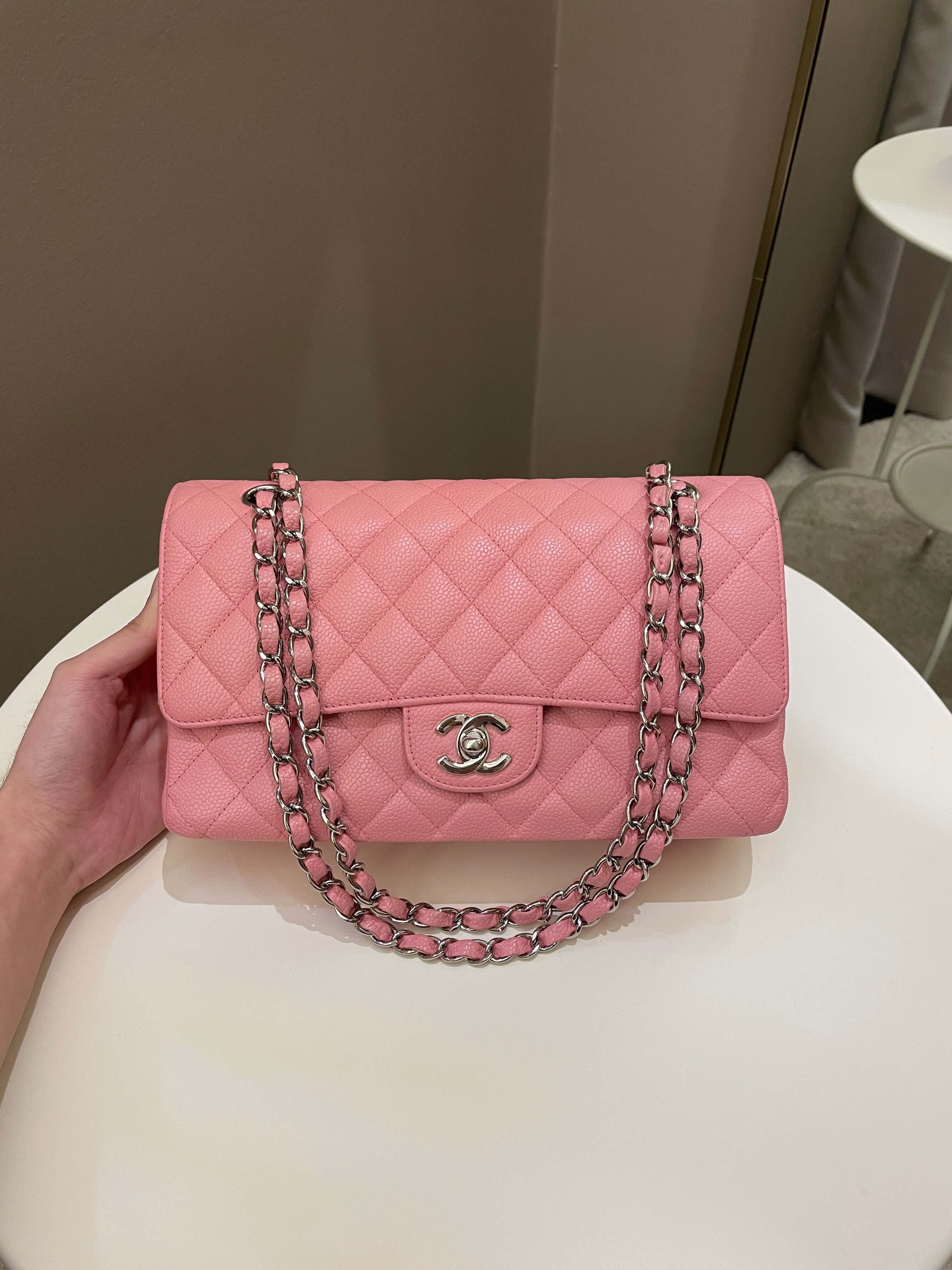 Chanel Vintage Pink Sakura Caviar Classic Medium Flap 24k Gold HW –  CamelliaCurate