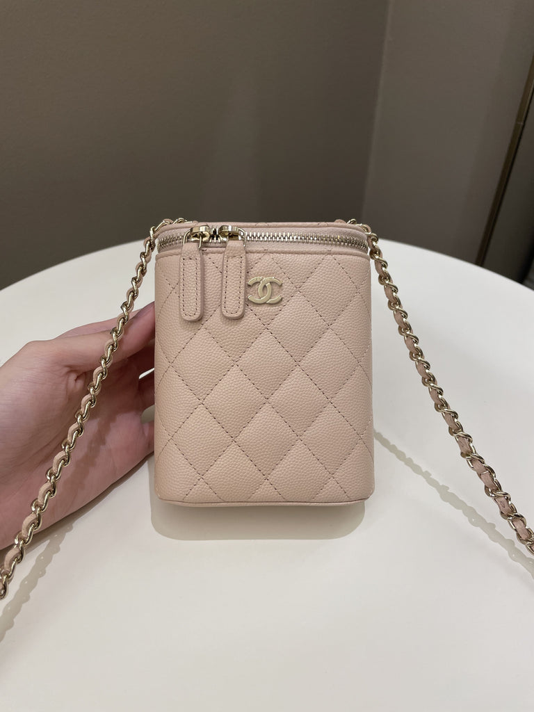 CHANEL  Case Crossbody 21C Small Vanity With Classic Chain