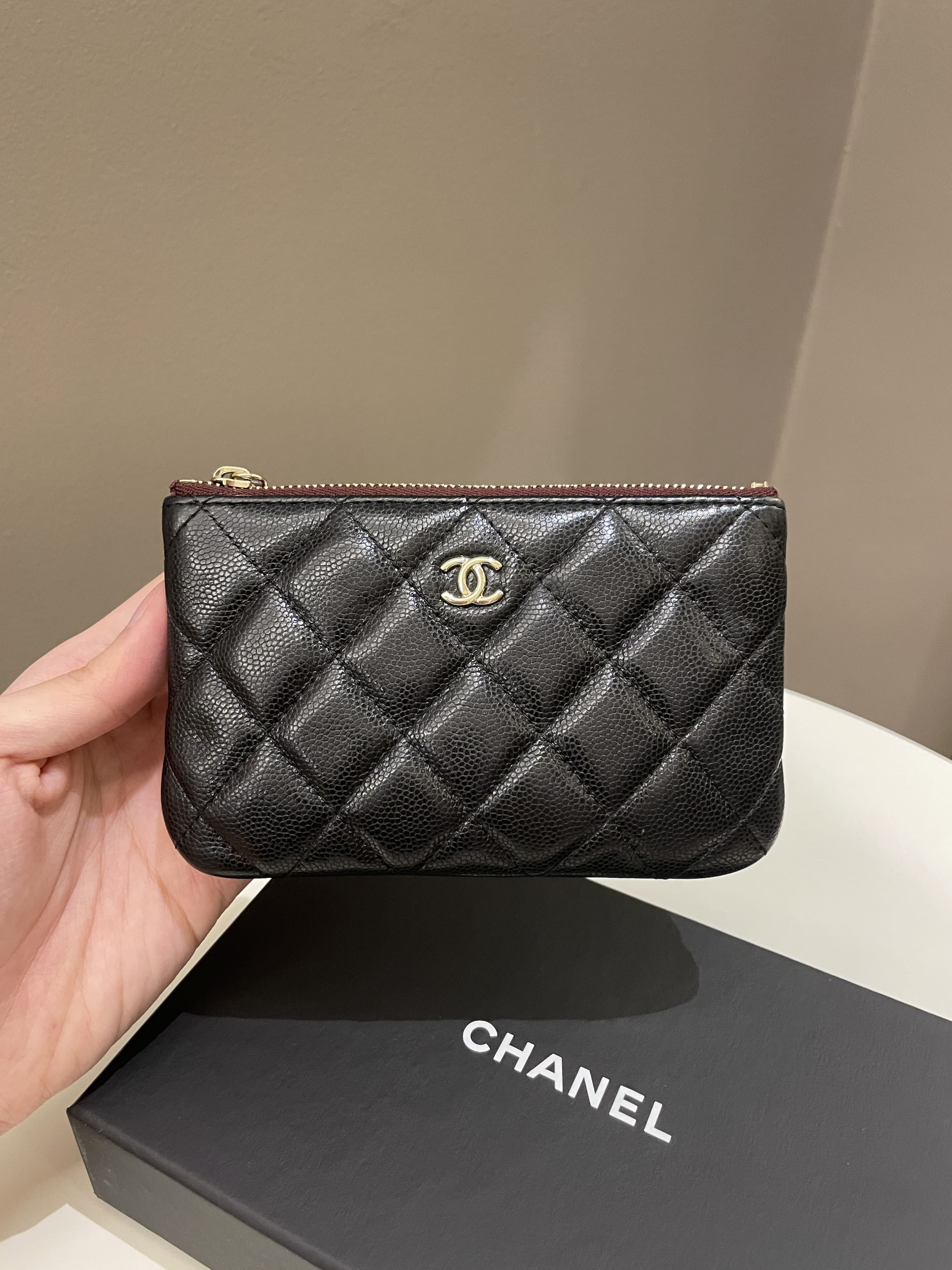 Chanel Classic Quilted Mini Ocase Black Caviar – ＬＯＶＥＬＯＴＳＬＵＸＵＲＹ