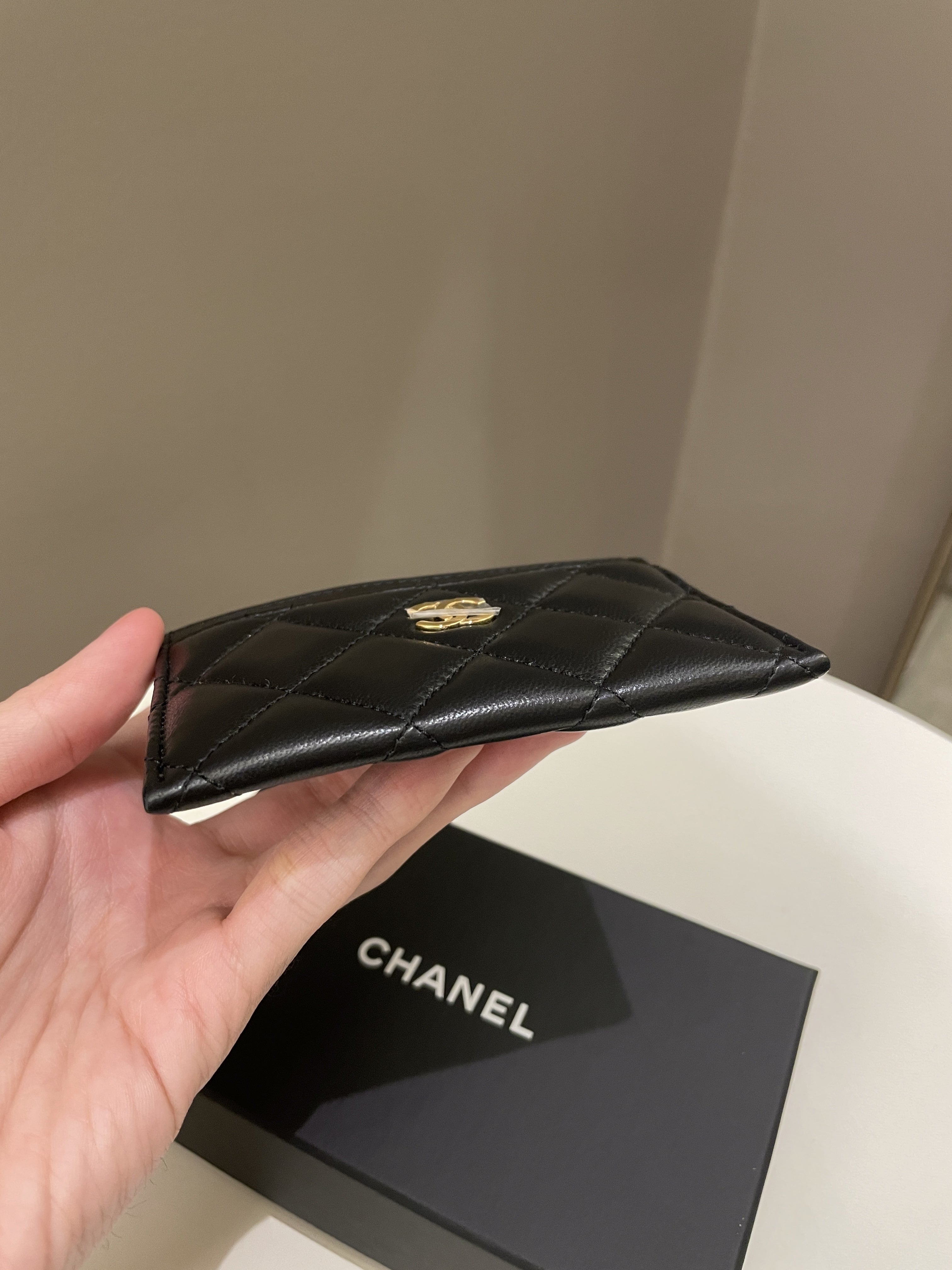 Chanel Classic CC Flat Card Holder Black Lambskin