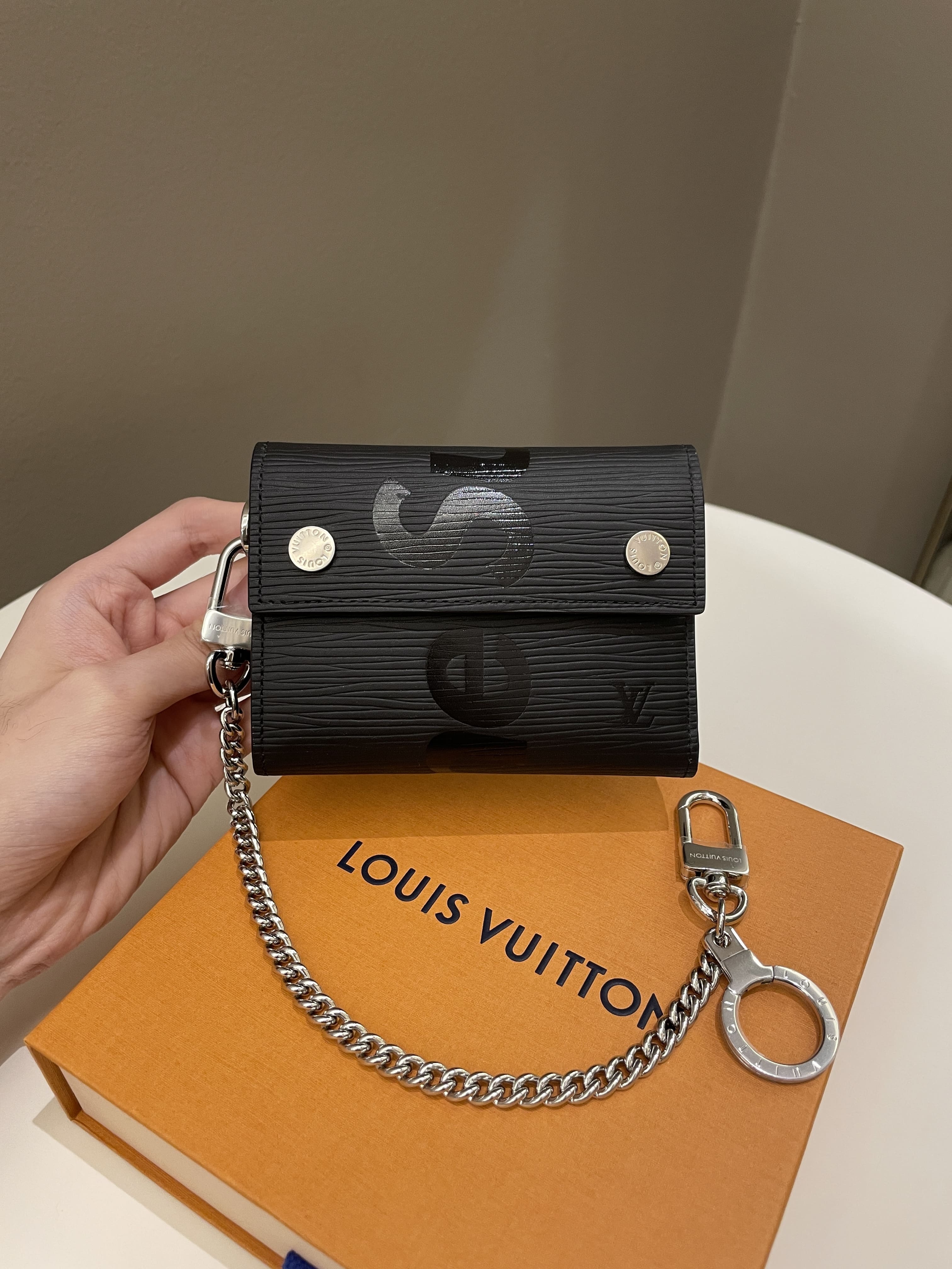 Louis Vuitton X Supreme Chain Compact Wallet Black Epi