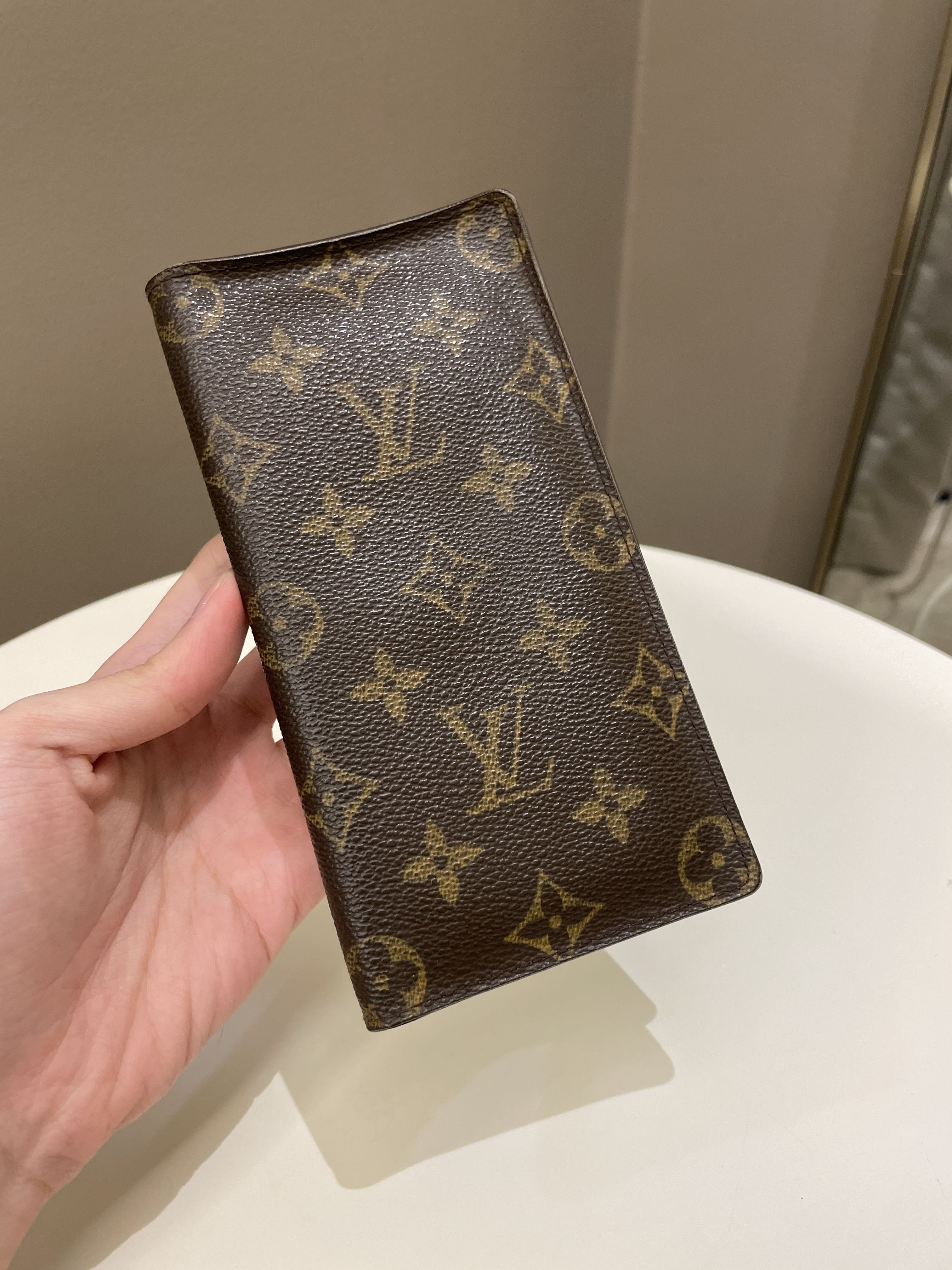 Louis Vuitton Brazza Wallet Monogram – ＬＯＶＥＬＯＴＳＬＵＸＵＲＹ