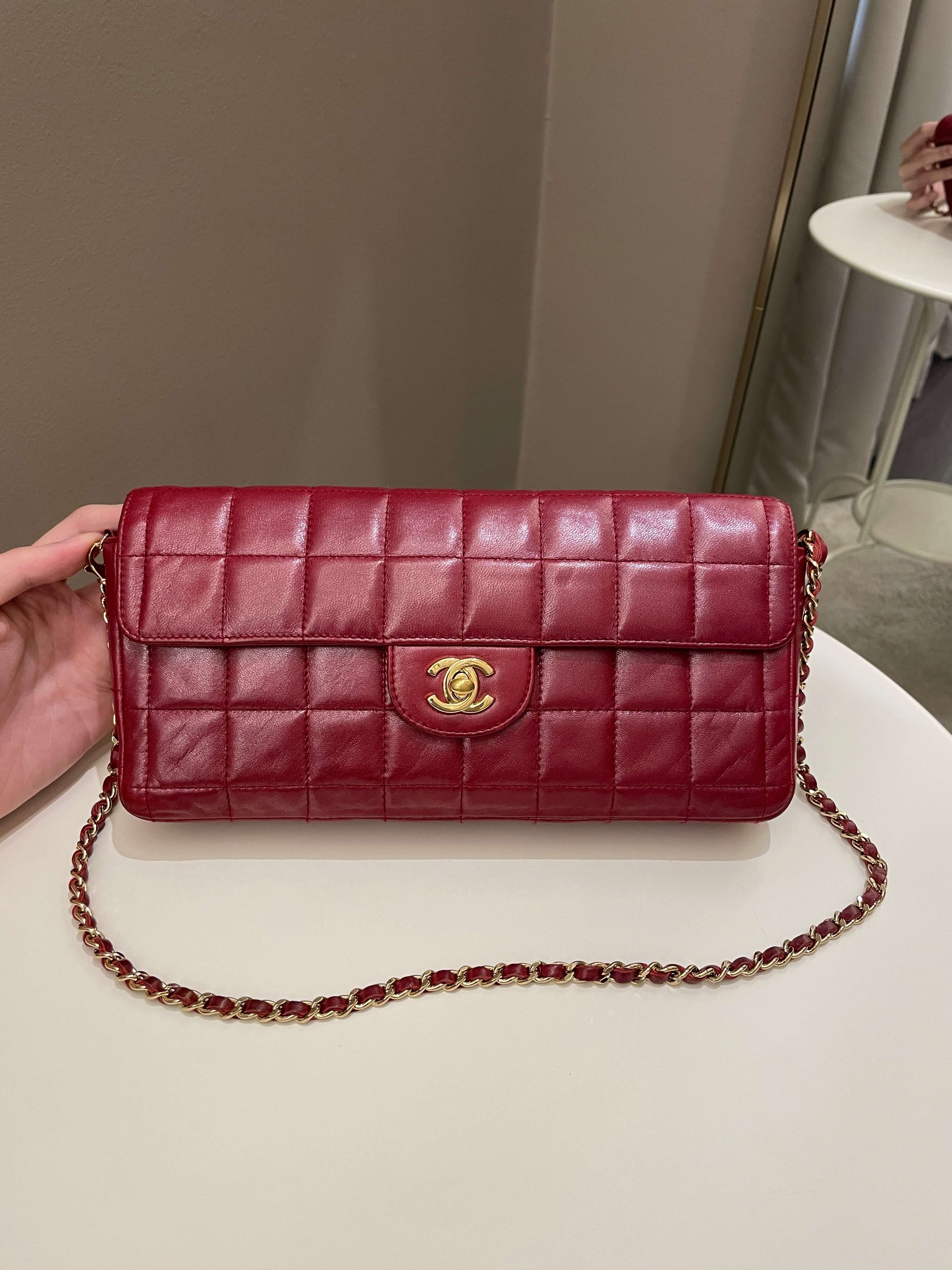 Chanel CHANEL Chocolate Bar Chain Shoulder Bag Pink P12825 – NUIR VINTAGE