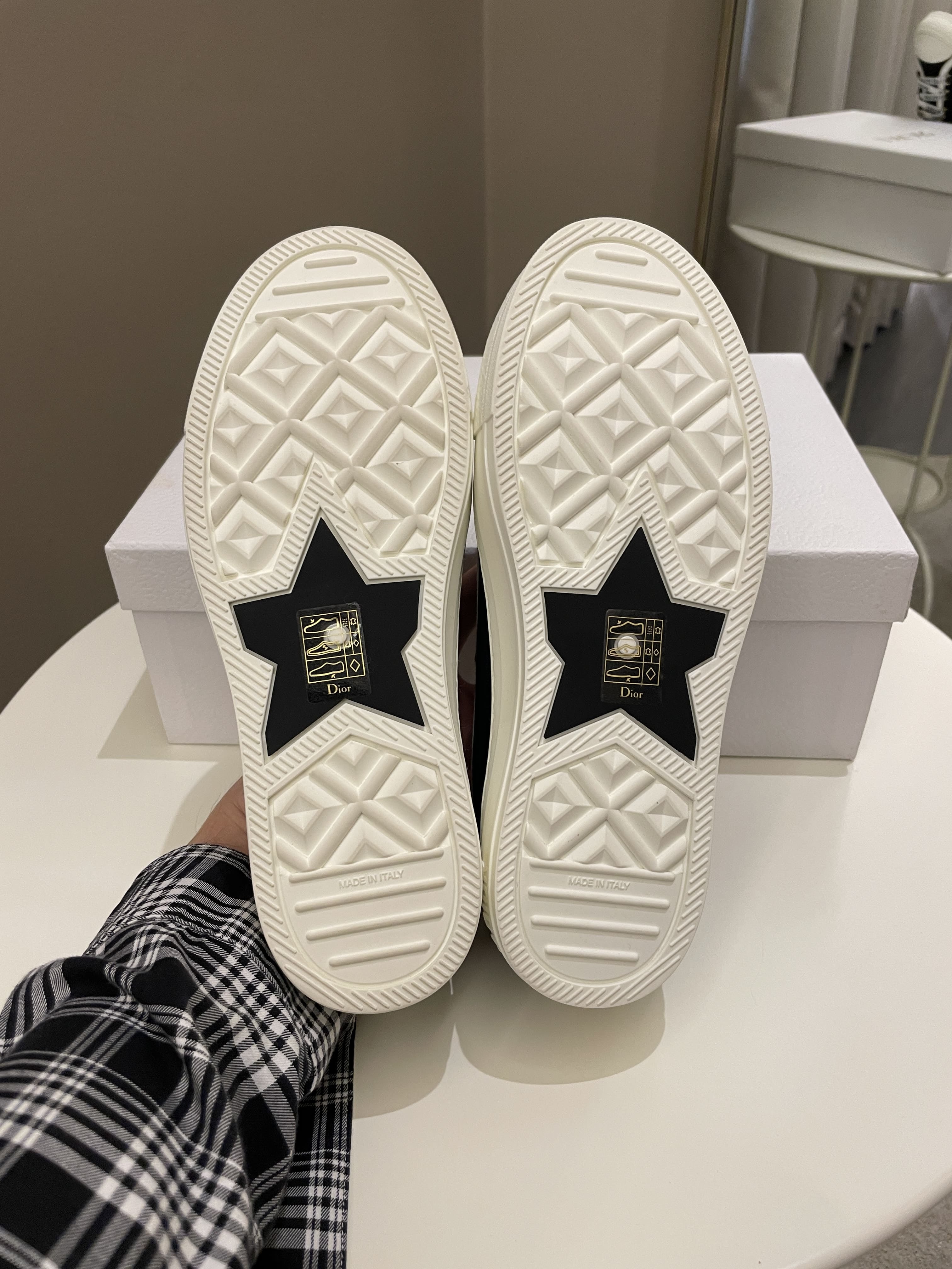 Dior Walk ‘N’ Dior Sneakers Black/ White Canvas Size 37