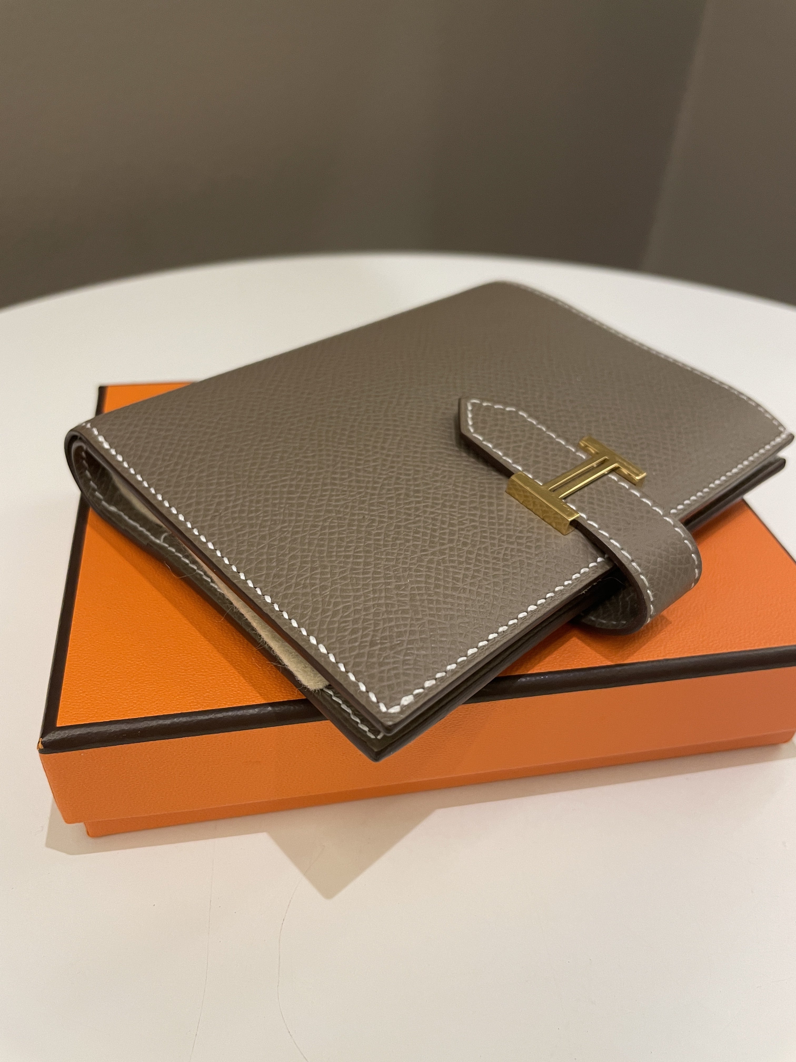 Hermes Bearn Compact Wallet
Etoupe Epsom