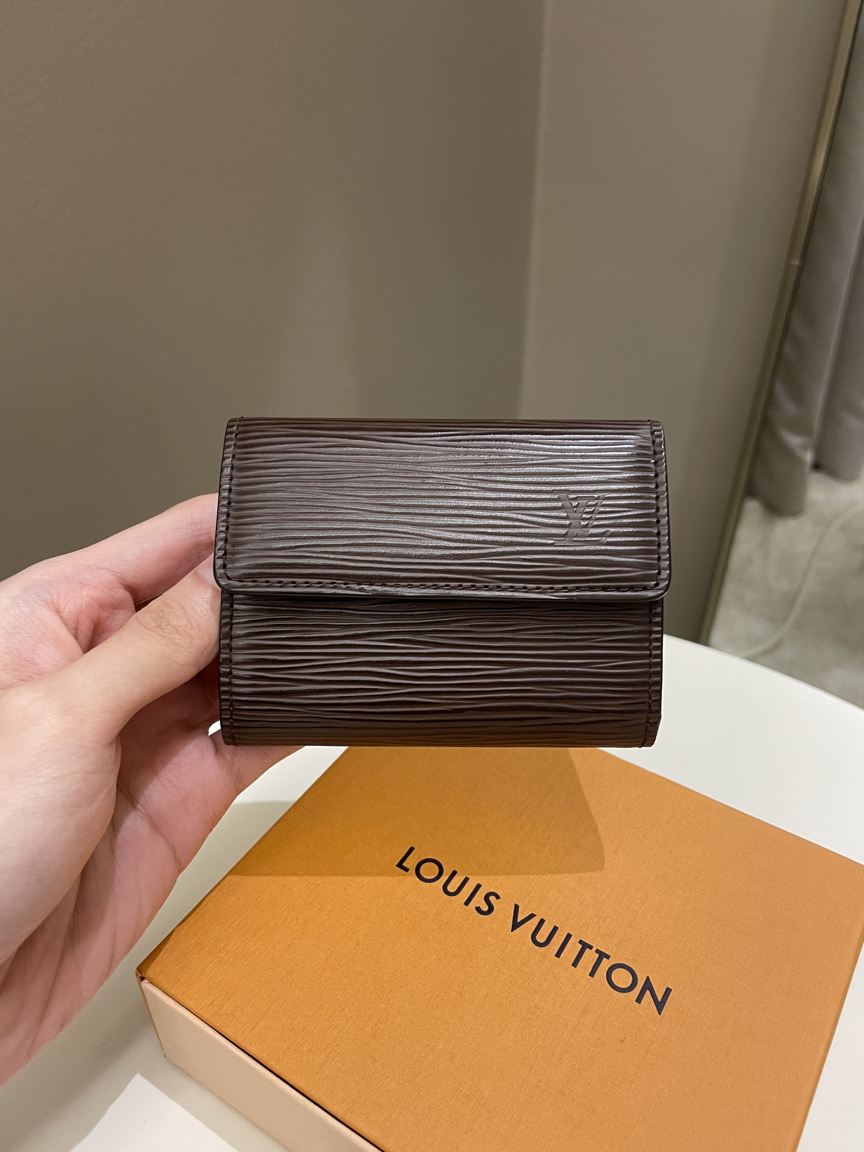 Louis Vuitton Card Holder Epi Noir Black in Leather - US