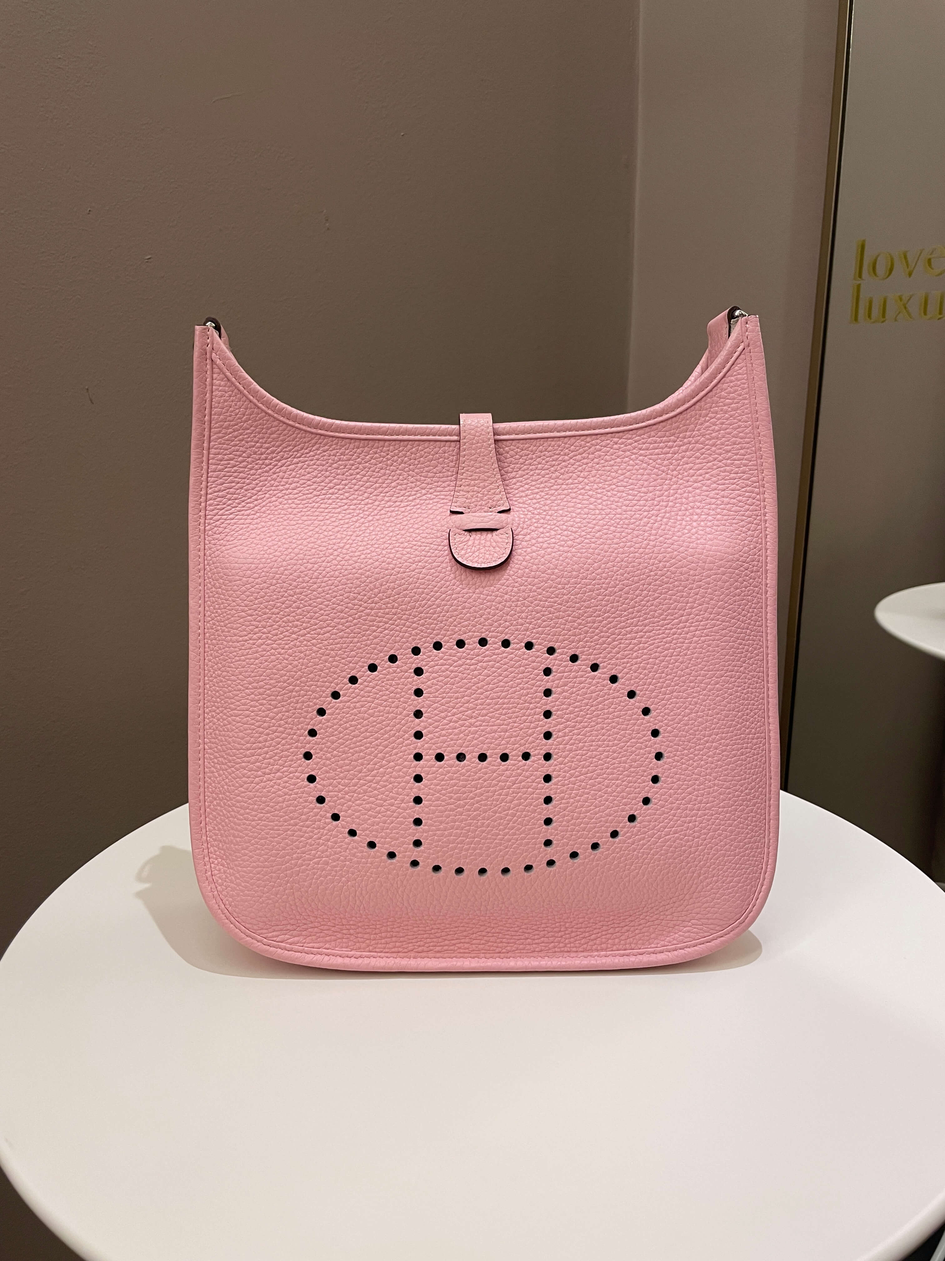 In love with Hermes pink.