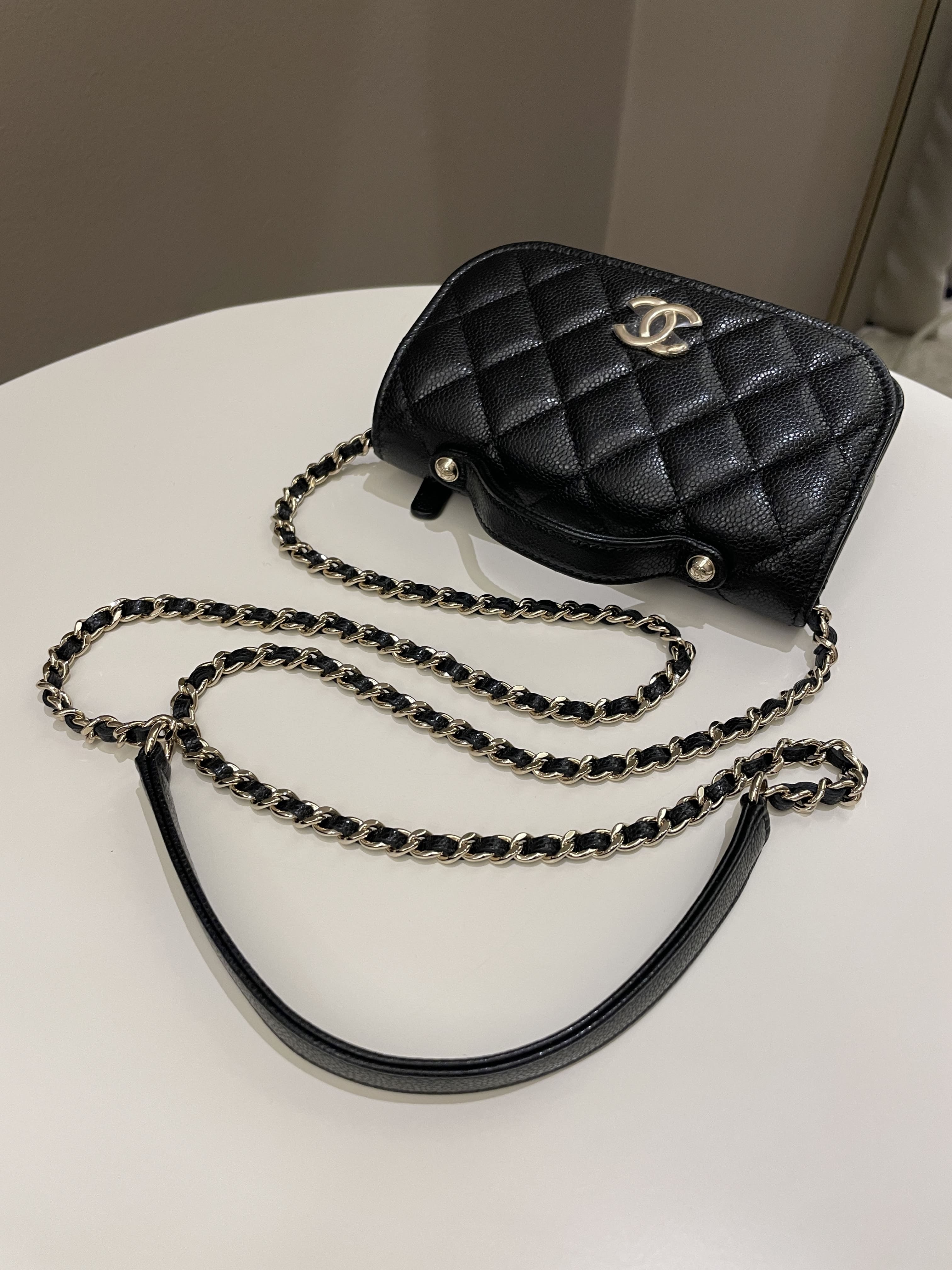 chanel business affinity clutch