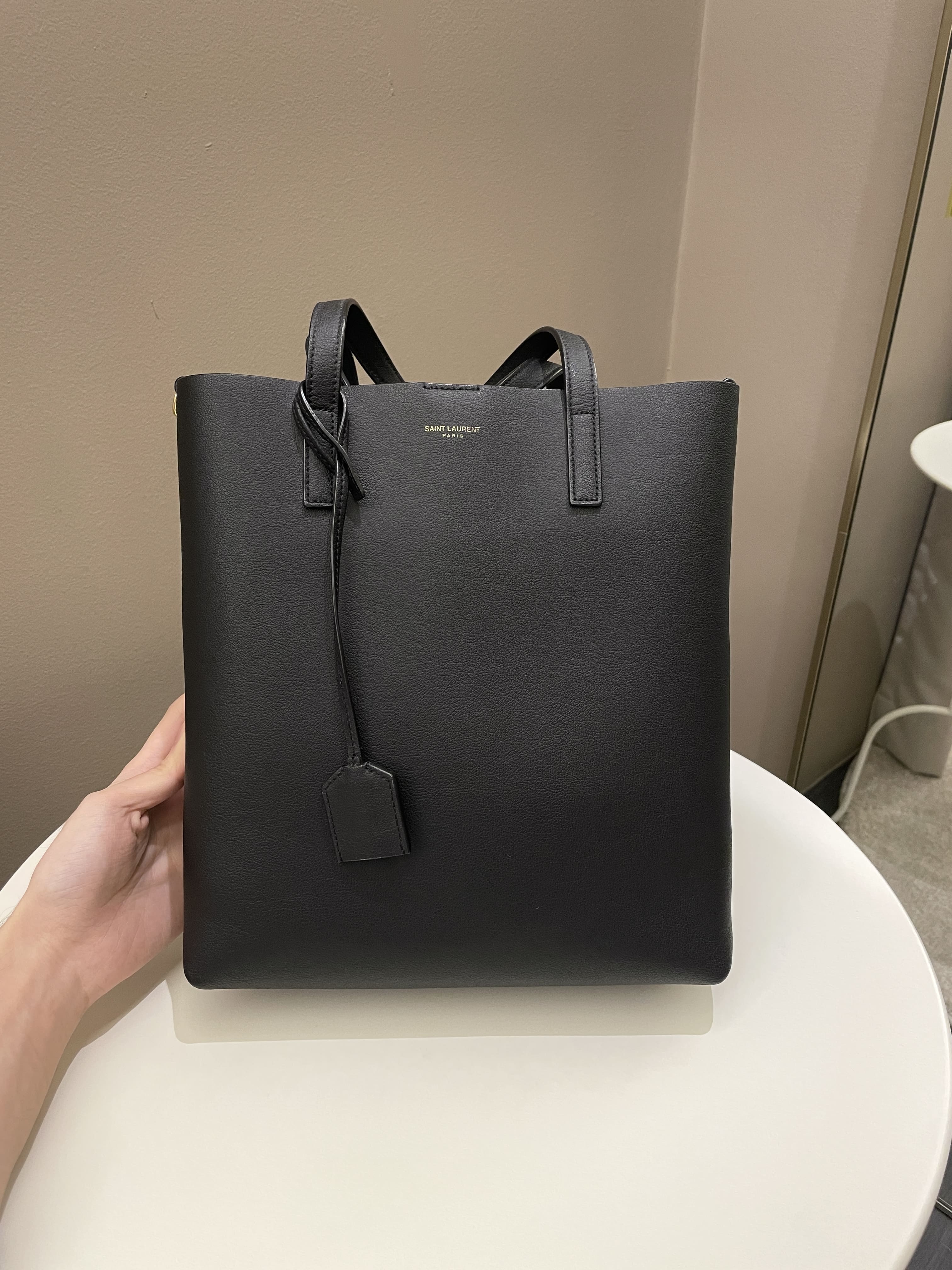 Shopping Toy Leather Tote in Black - Saint Laurent