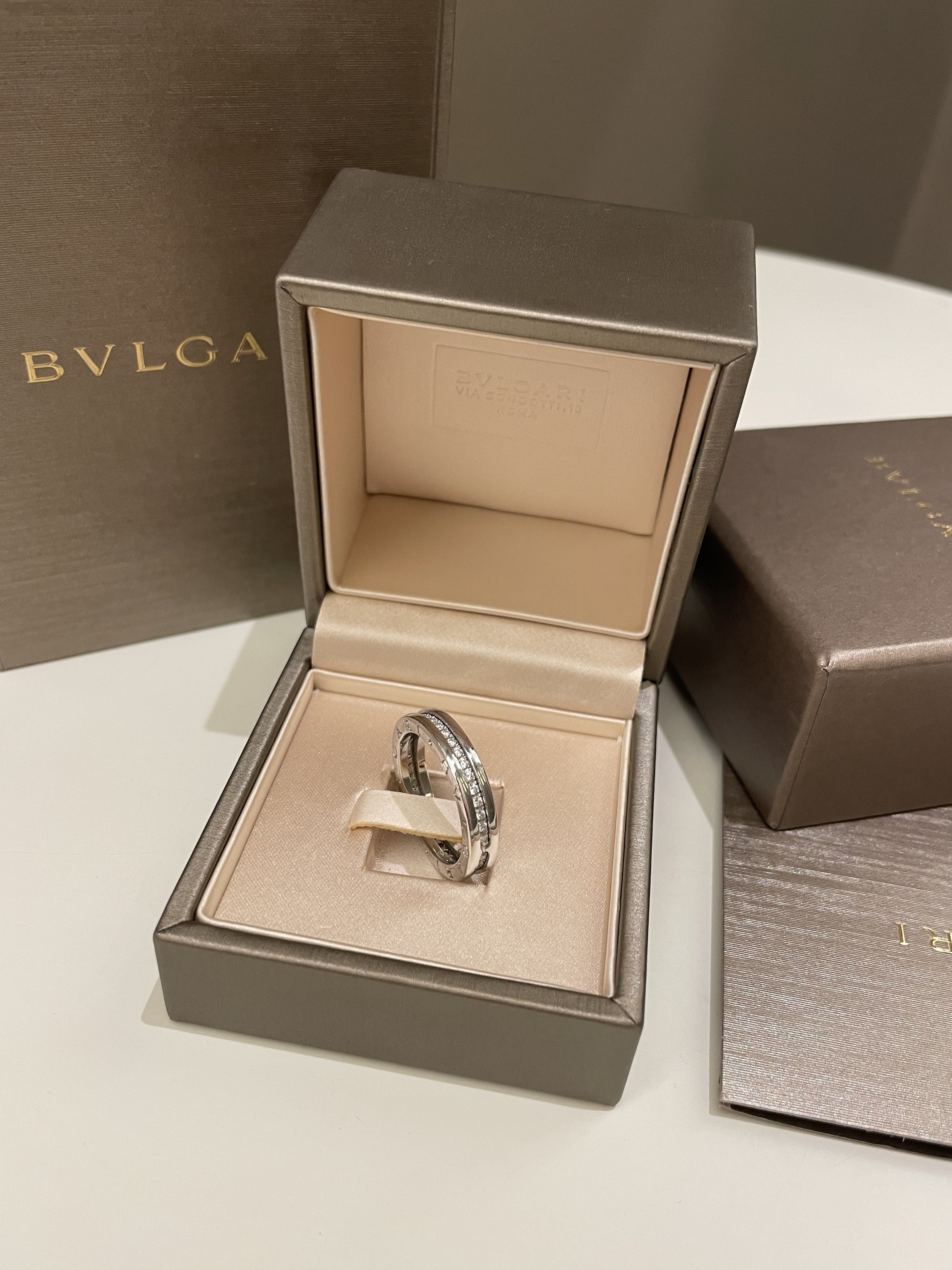 Bvlgari Bzero1 Diamond Ring 18K White Gold