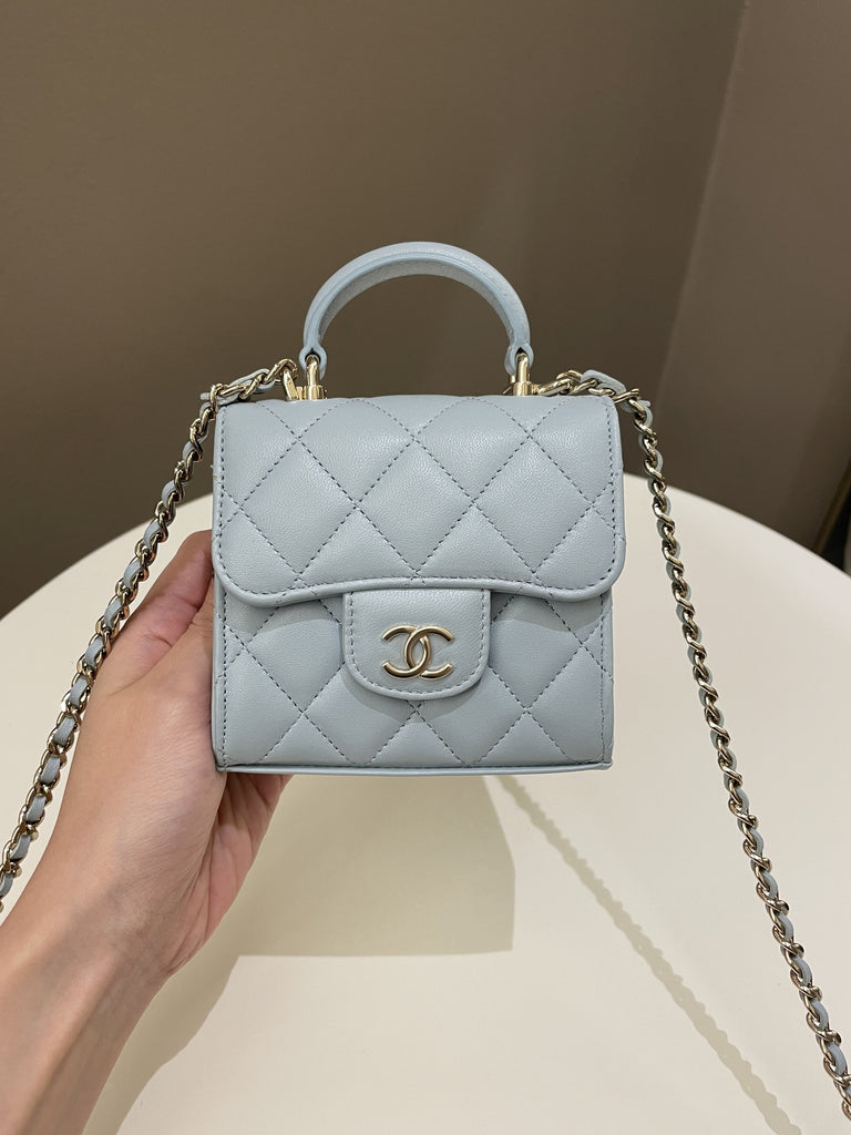 Chanel - Louis Vuitton, Sale n°2583, Lot n°242