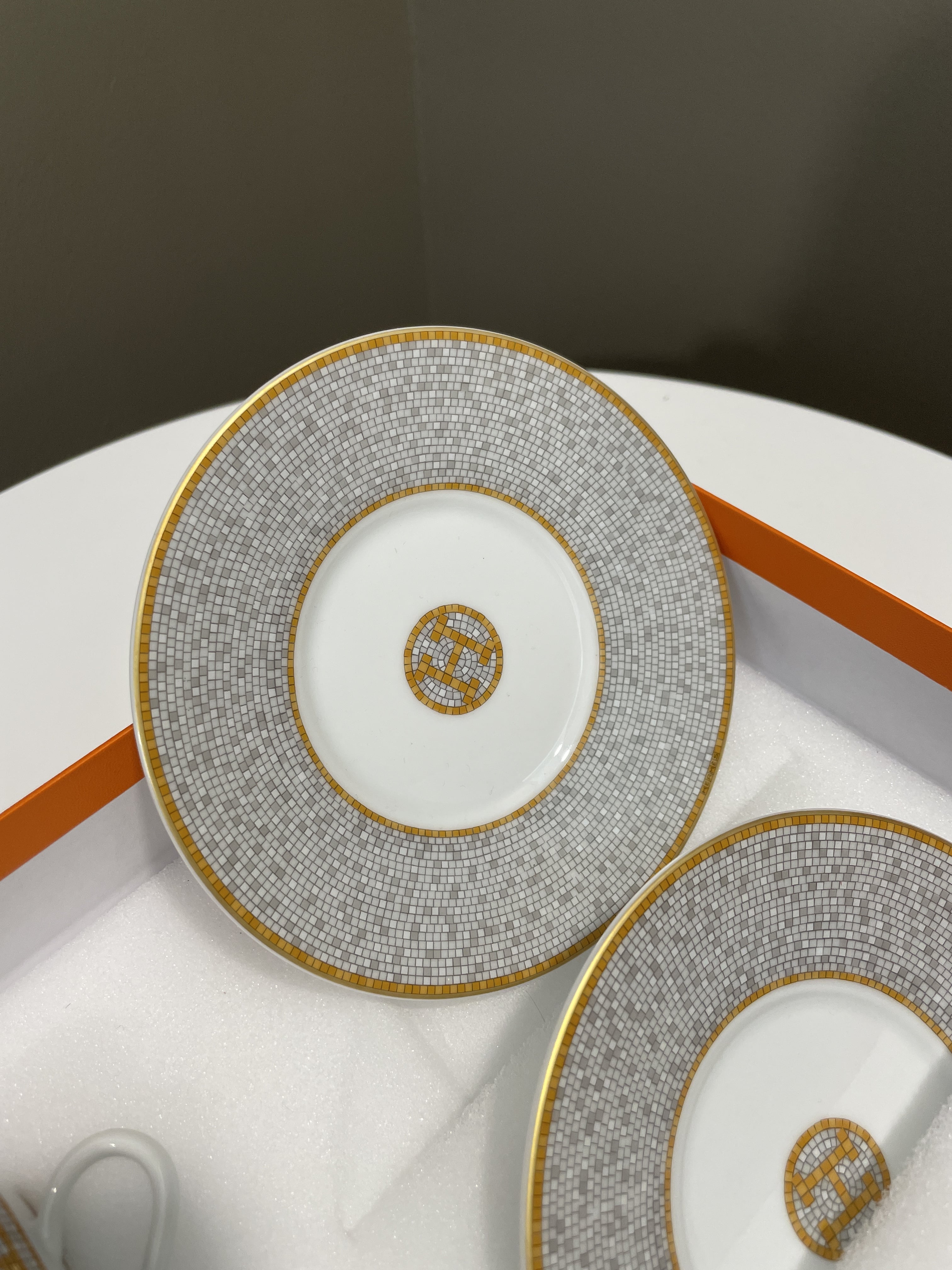 Hermes Mosaique au 24 Gold Tea Cup Set Porcelain