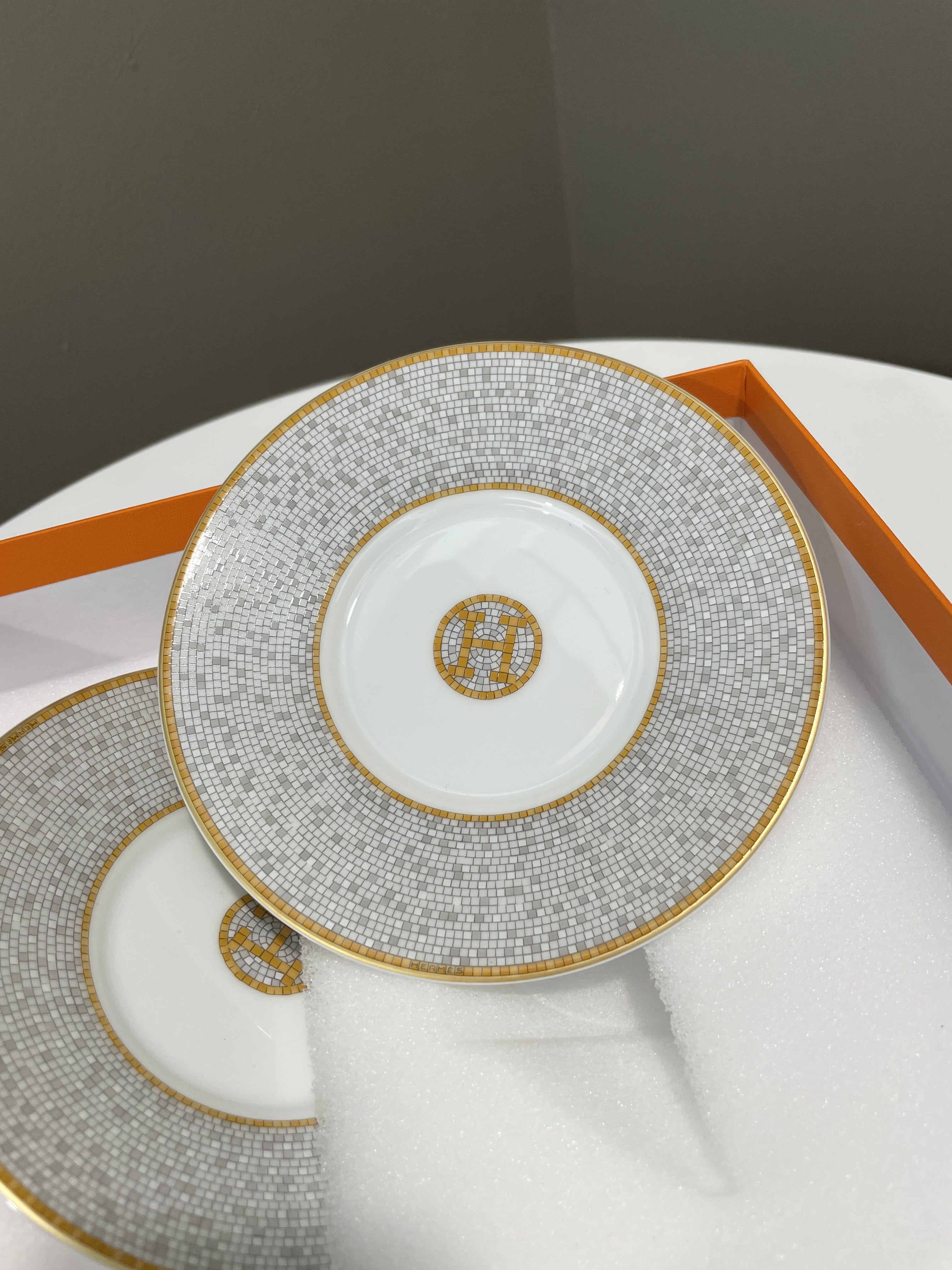 Hermes Mosaique au 24 Gold Tea Cup Set Porcelain