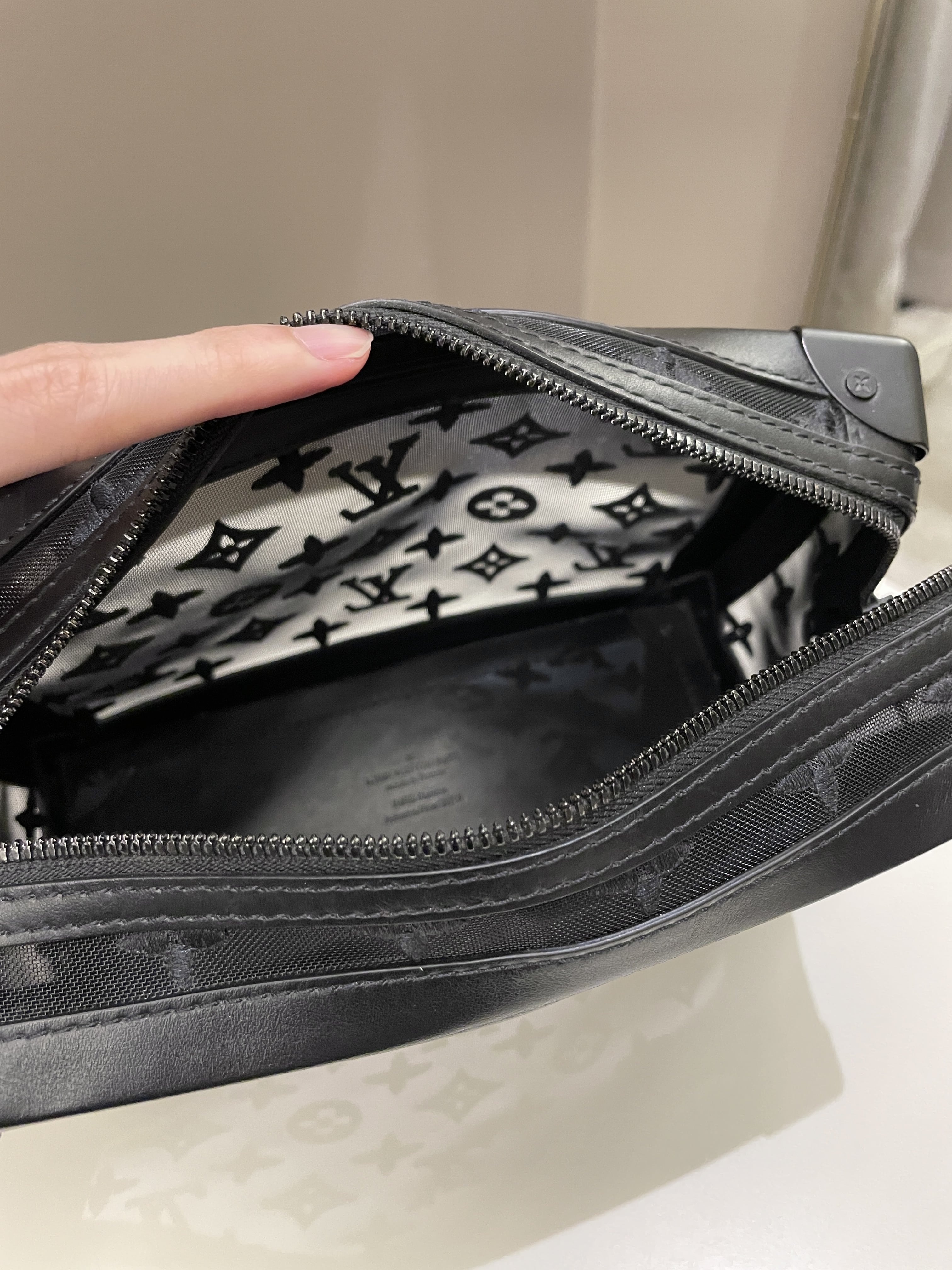 Louis Vuitton Soft Trunk Bag Monogram Mesh – ＬＯＶＥＬＯＴＳＬＵＸＵＲＹ