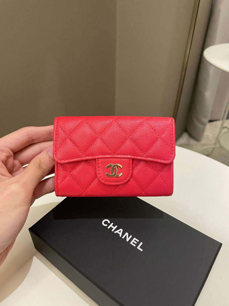 Chanel pre-owned red 2013-2014 caviar wallet on chain