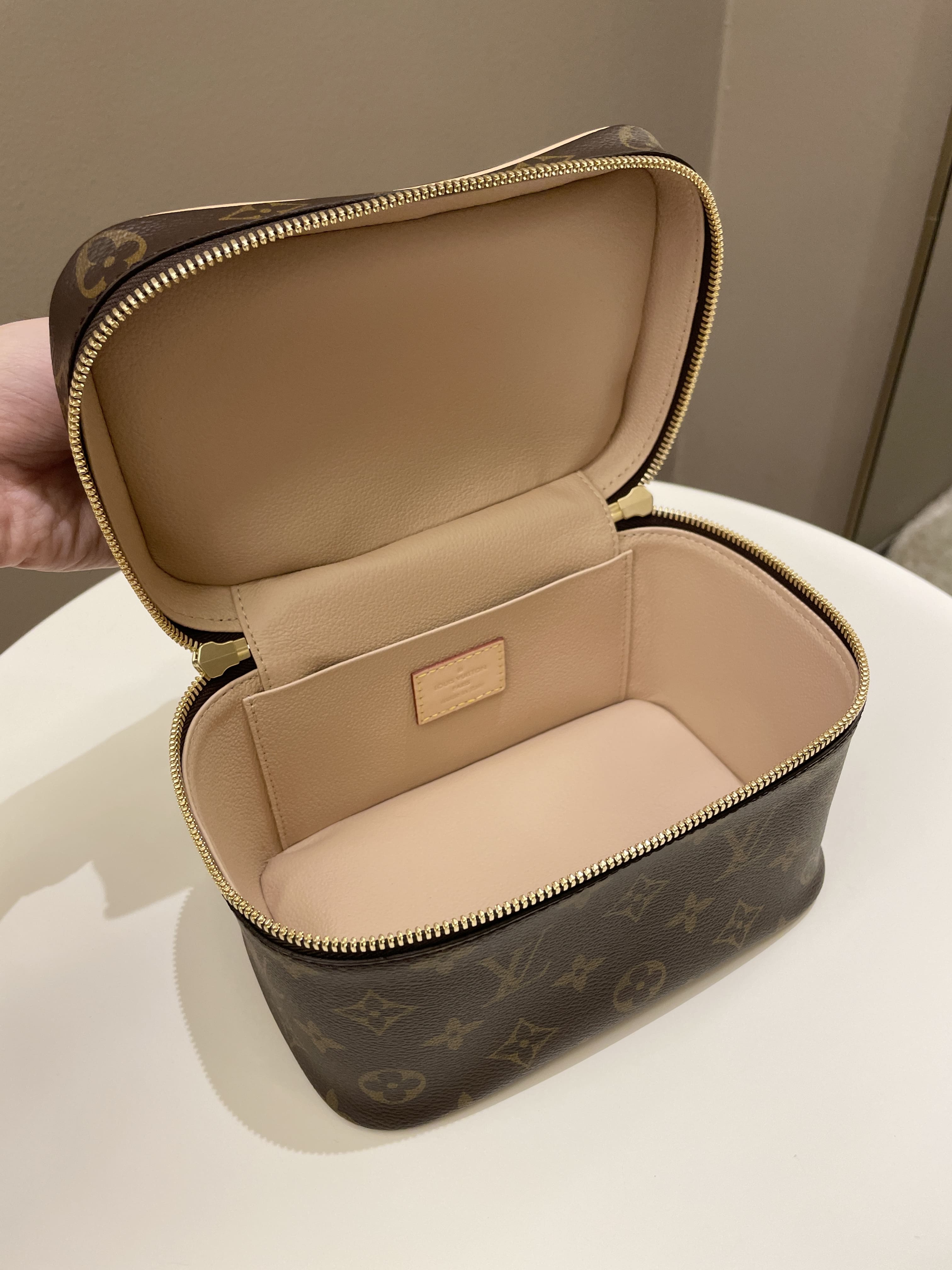 louis vuitton monogram nice mini toiletry pouch (m44495), with dust cover