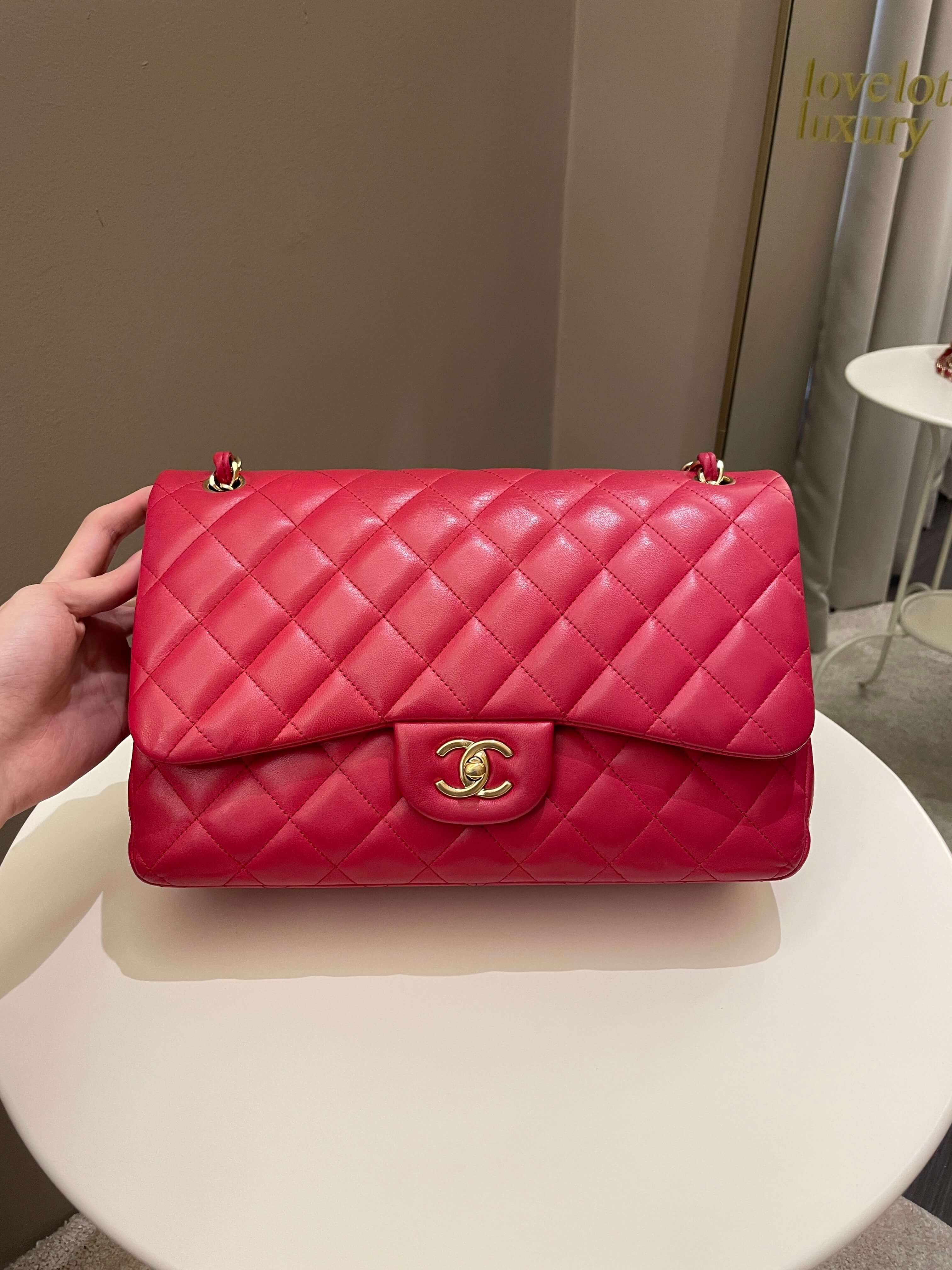 Chanel Classic Quilted Jumbo Double Flap Red Lambskin – ＬＯＶＥＬＯＴＳＬＵＸＵＲＹ