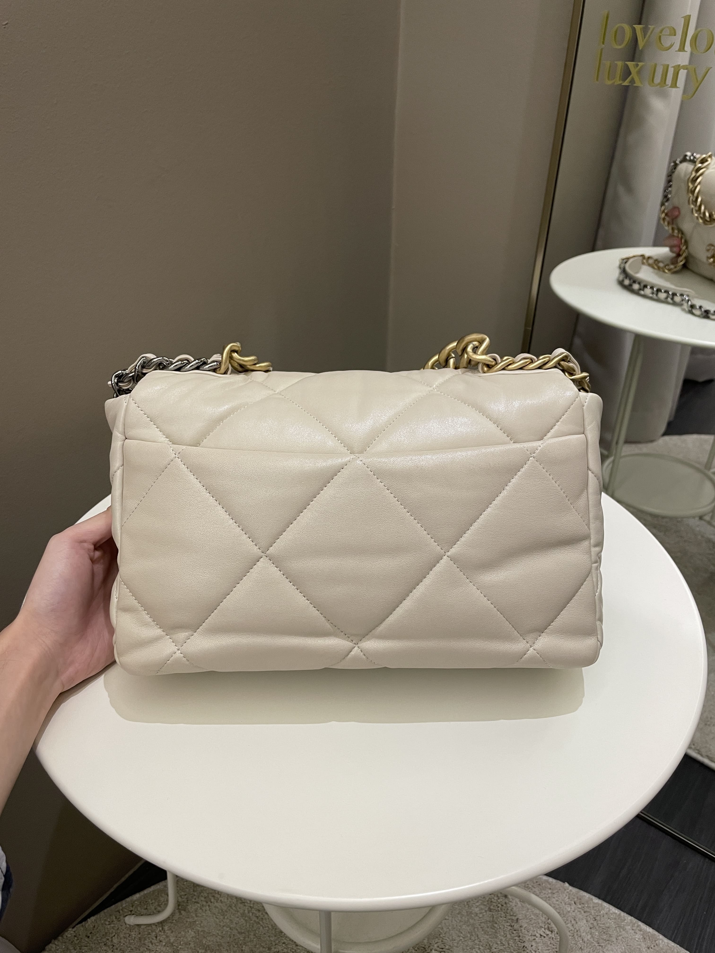 Chanel Navy Quilted Lambskin Chanel 19 Medium Flap Bag, myGemma, JP