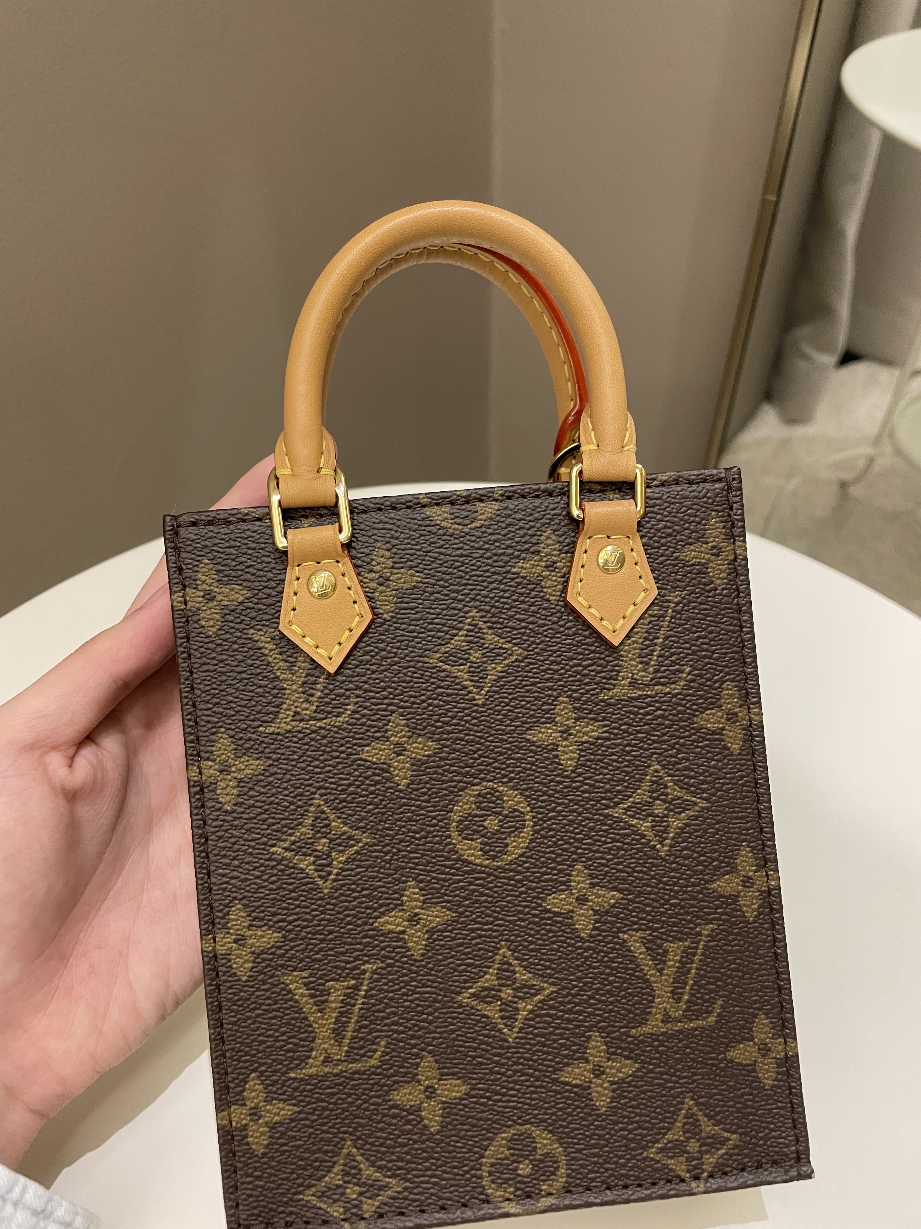 Louis Vuitton Sac Shopping Monogram Canvas Classic Bag