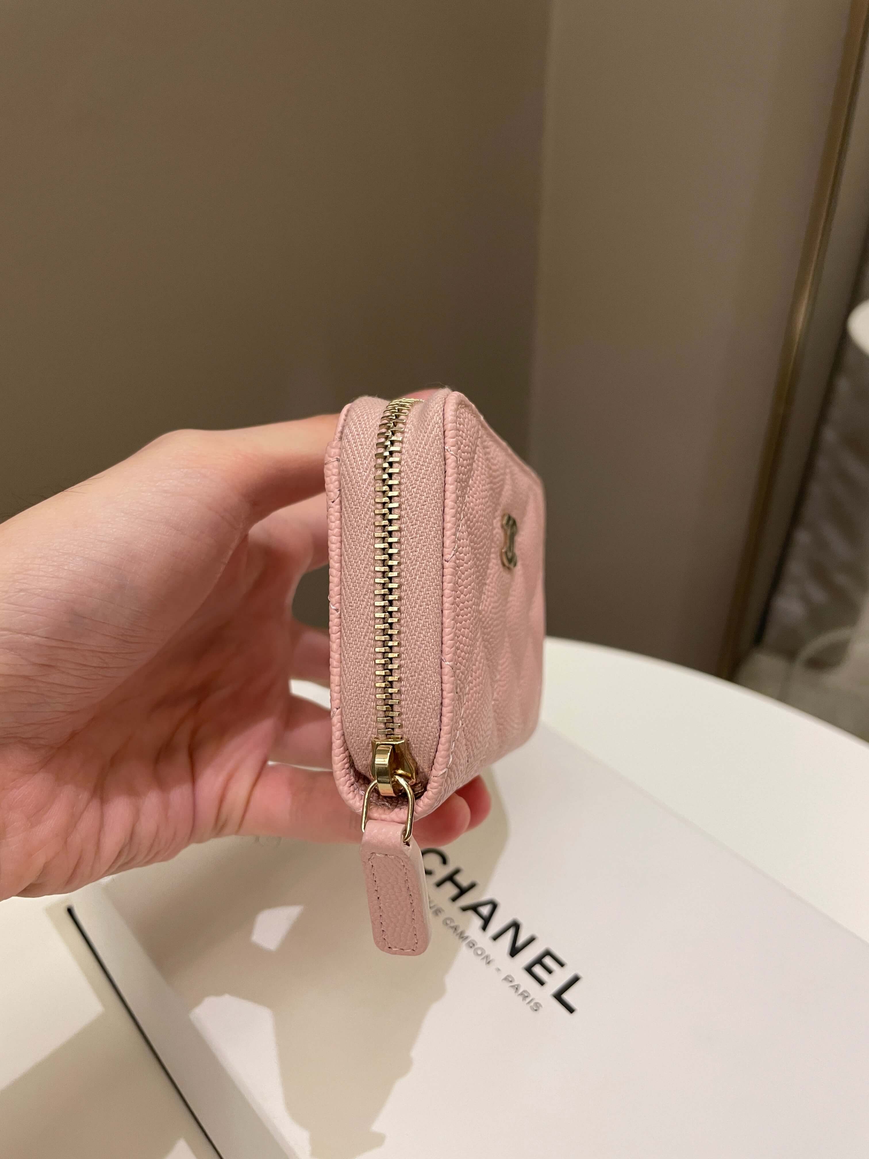 Chanel Quilted Zip Purse Rose Claire Lilac Caviar
